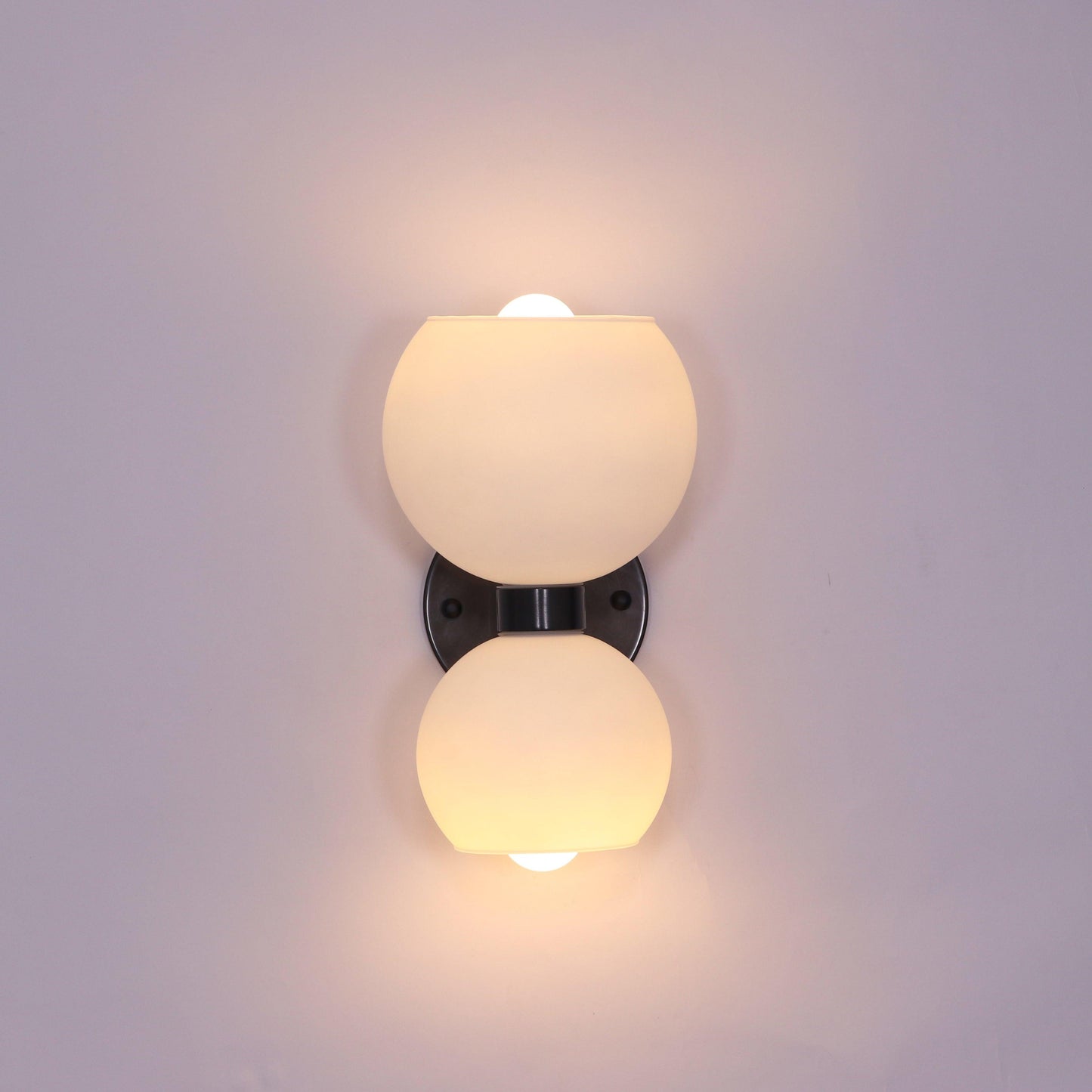 WOW Round Pearl Sconce