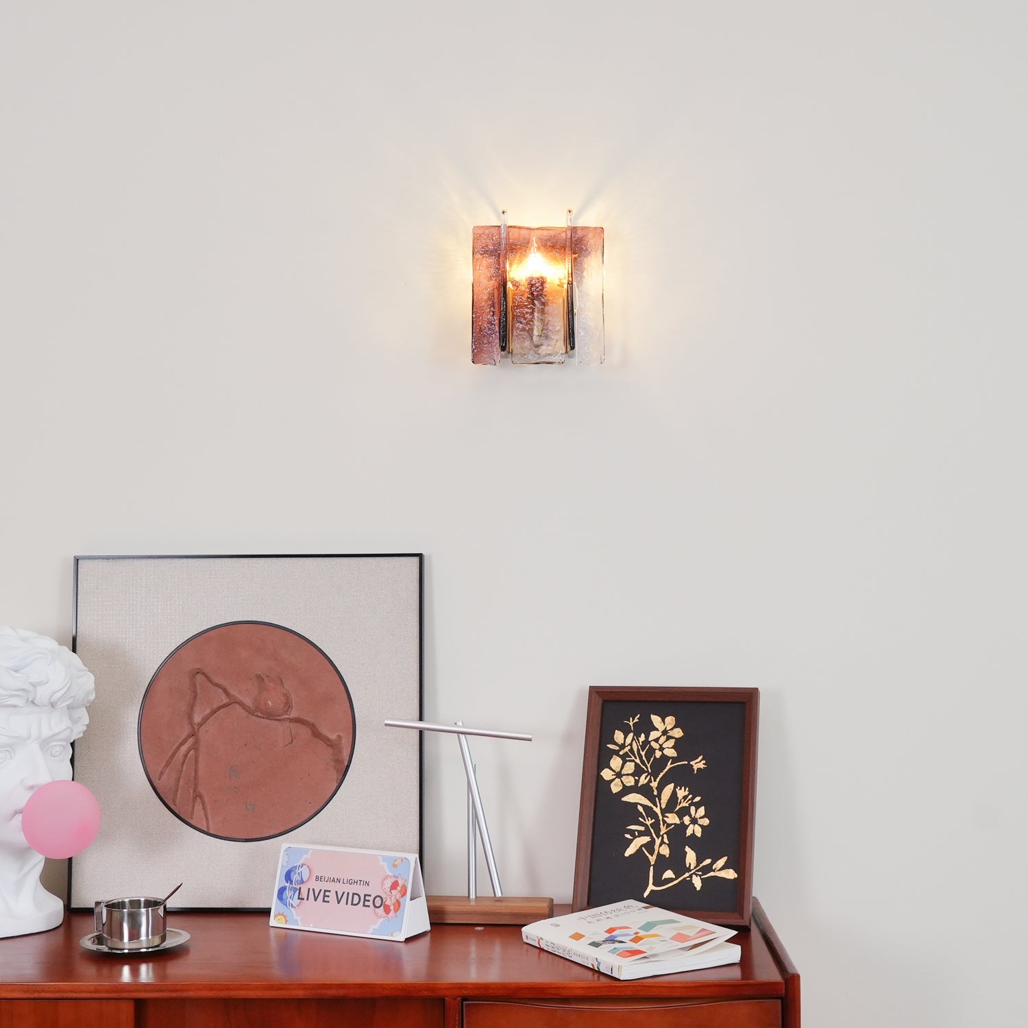WOW Blason Wall Light