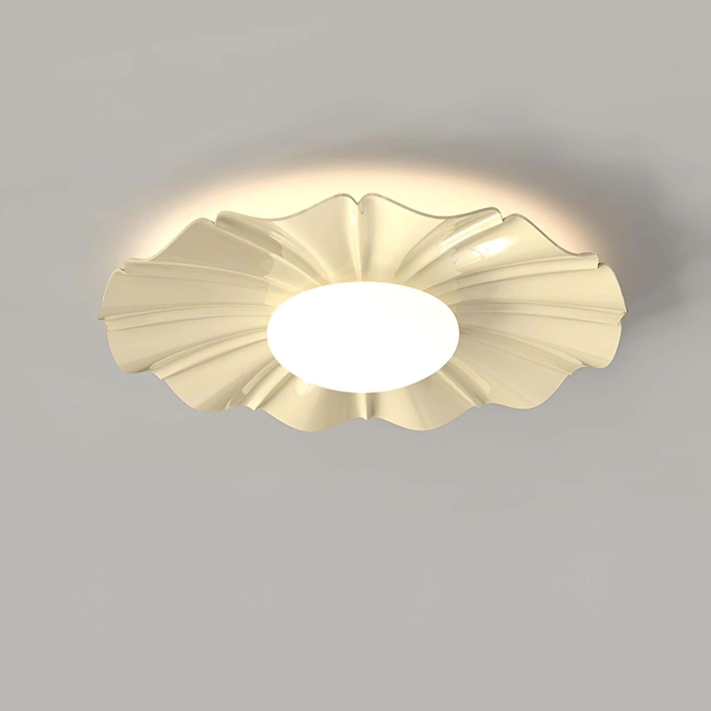 WOW Blooming Flower Ceiling Lamp