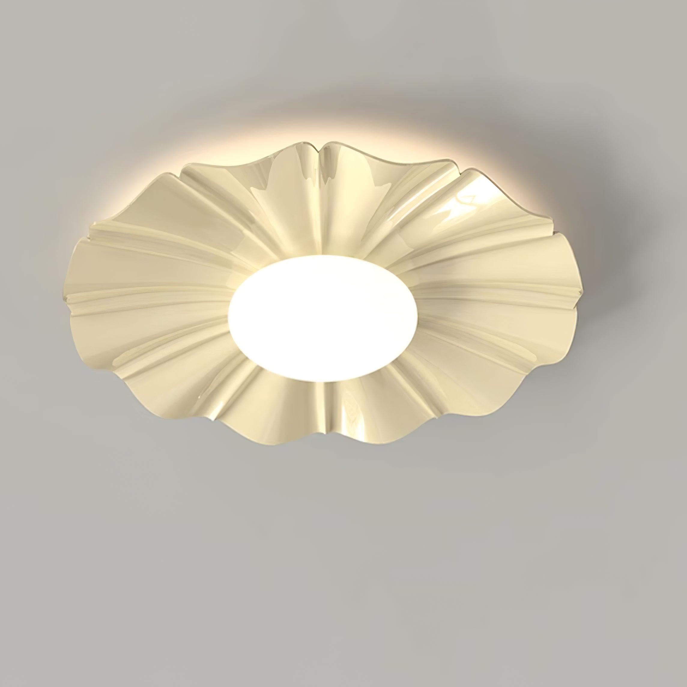 WOW Blooming Flower Ceiling Lamp
