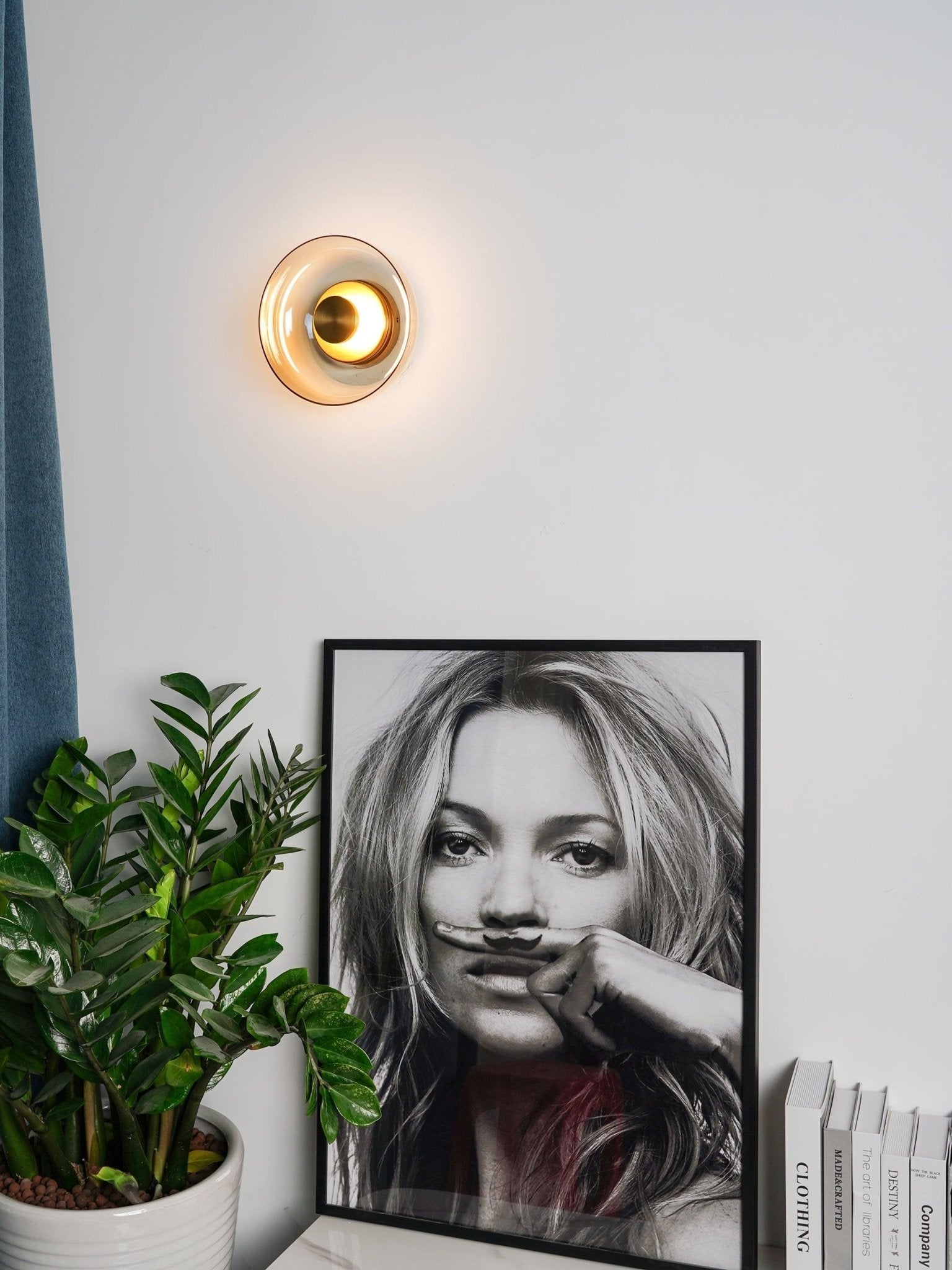 WOW Glimmera Wall Light