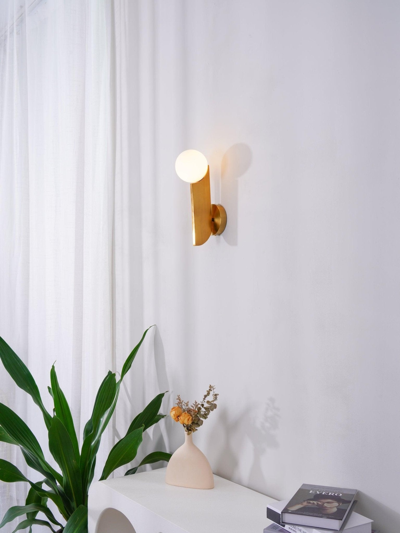 WOW Bower Sconce