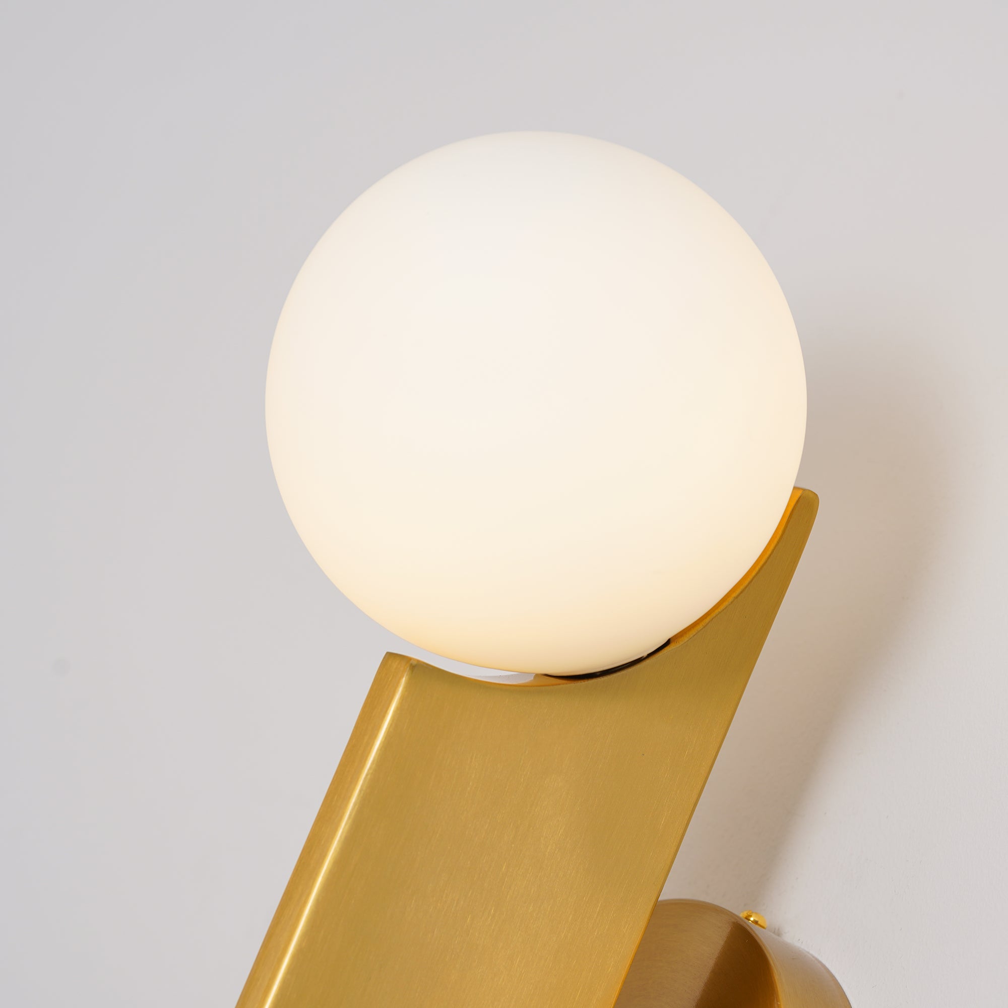 WOW Bower Sconce