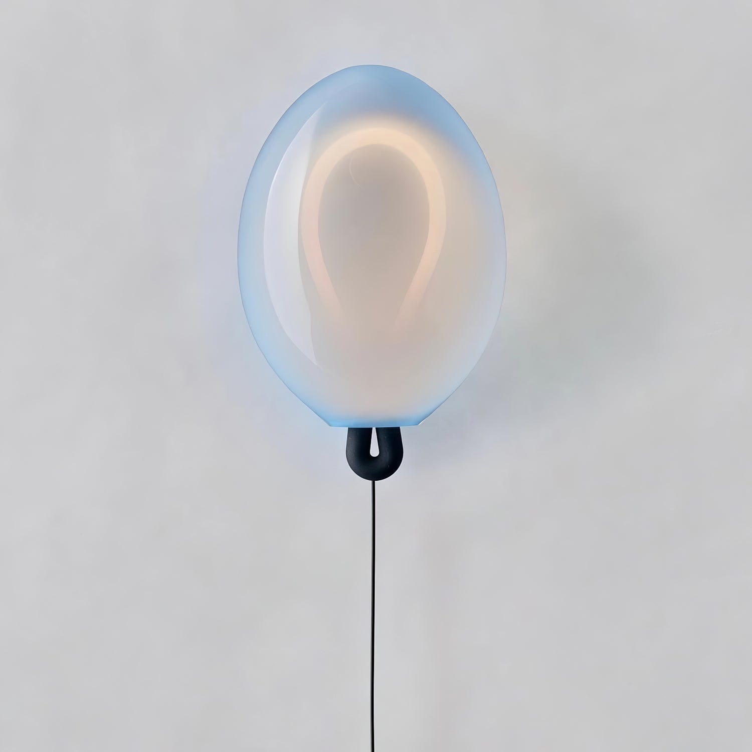WOW Bulla Wall Light