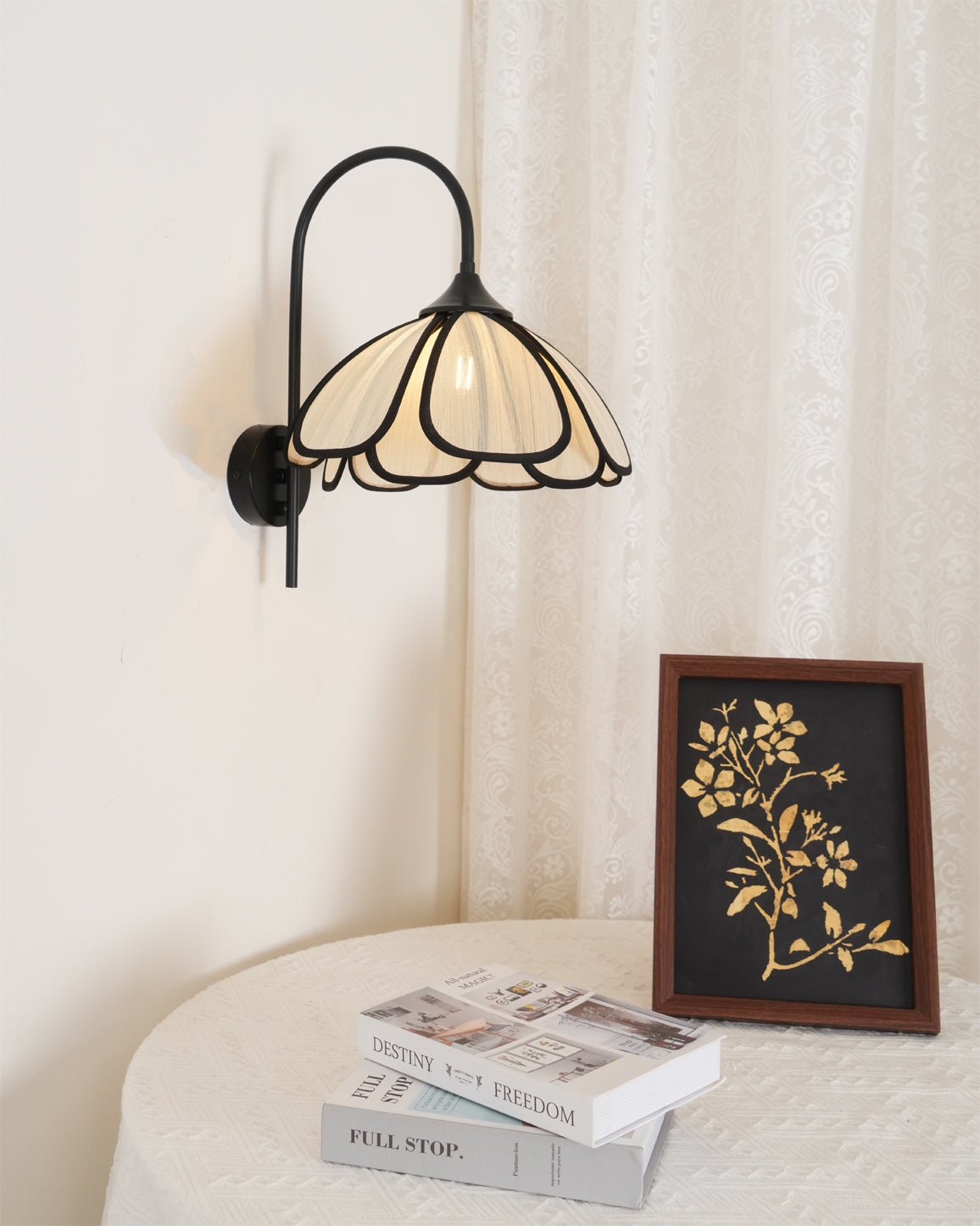 WOW Burnt Petal Wall Lamp