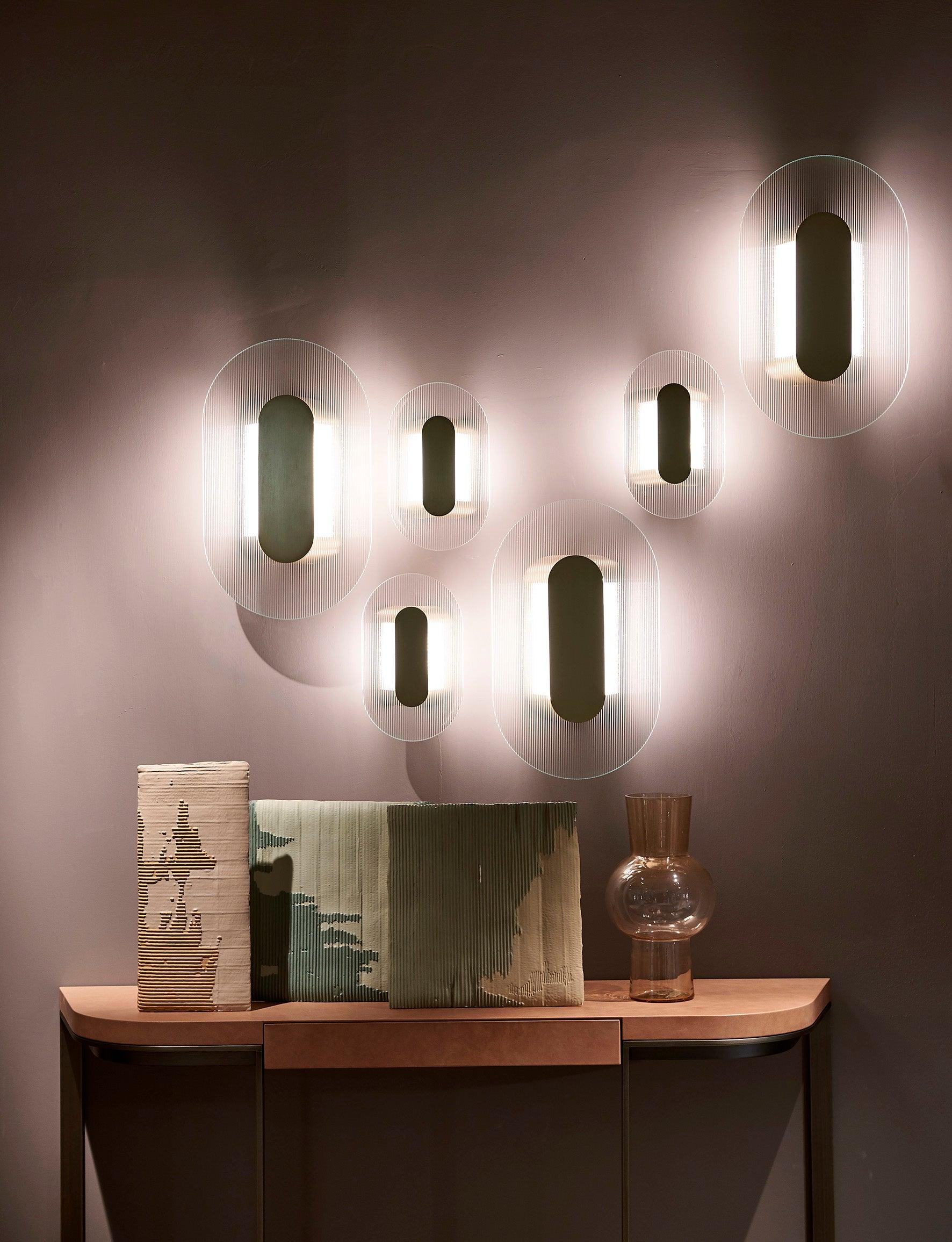 WOW Button Wall Lamp