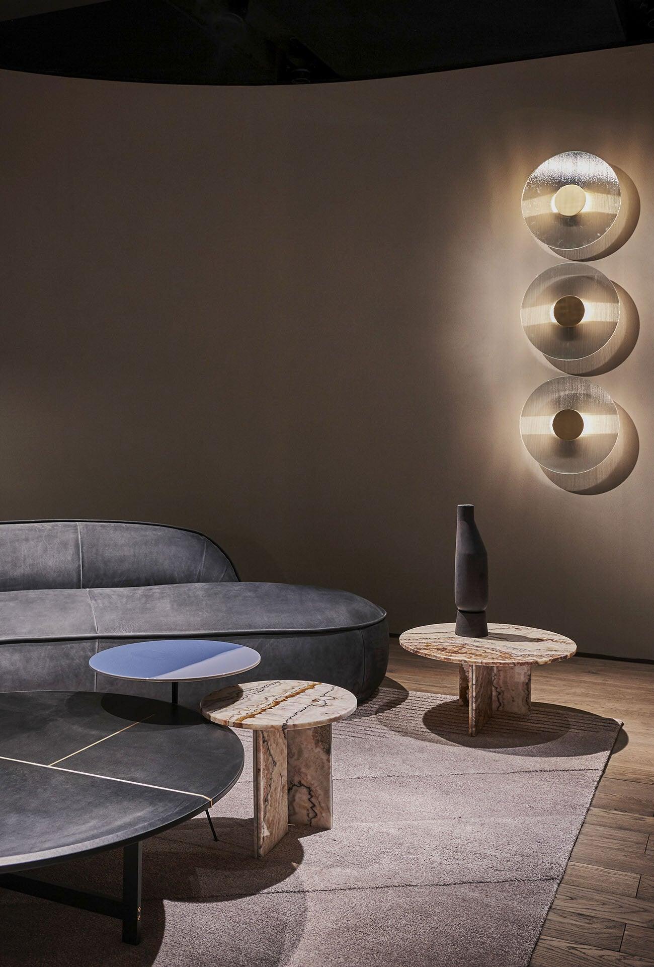WOW Button Wall Lamp