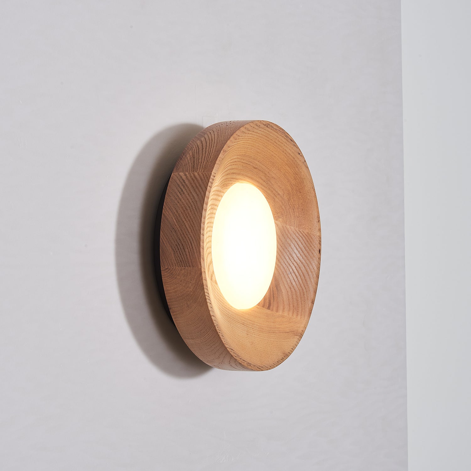 WOW Caldera Wall Lamp