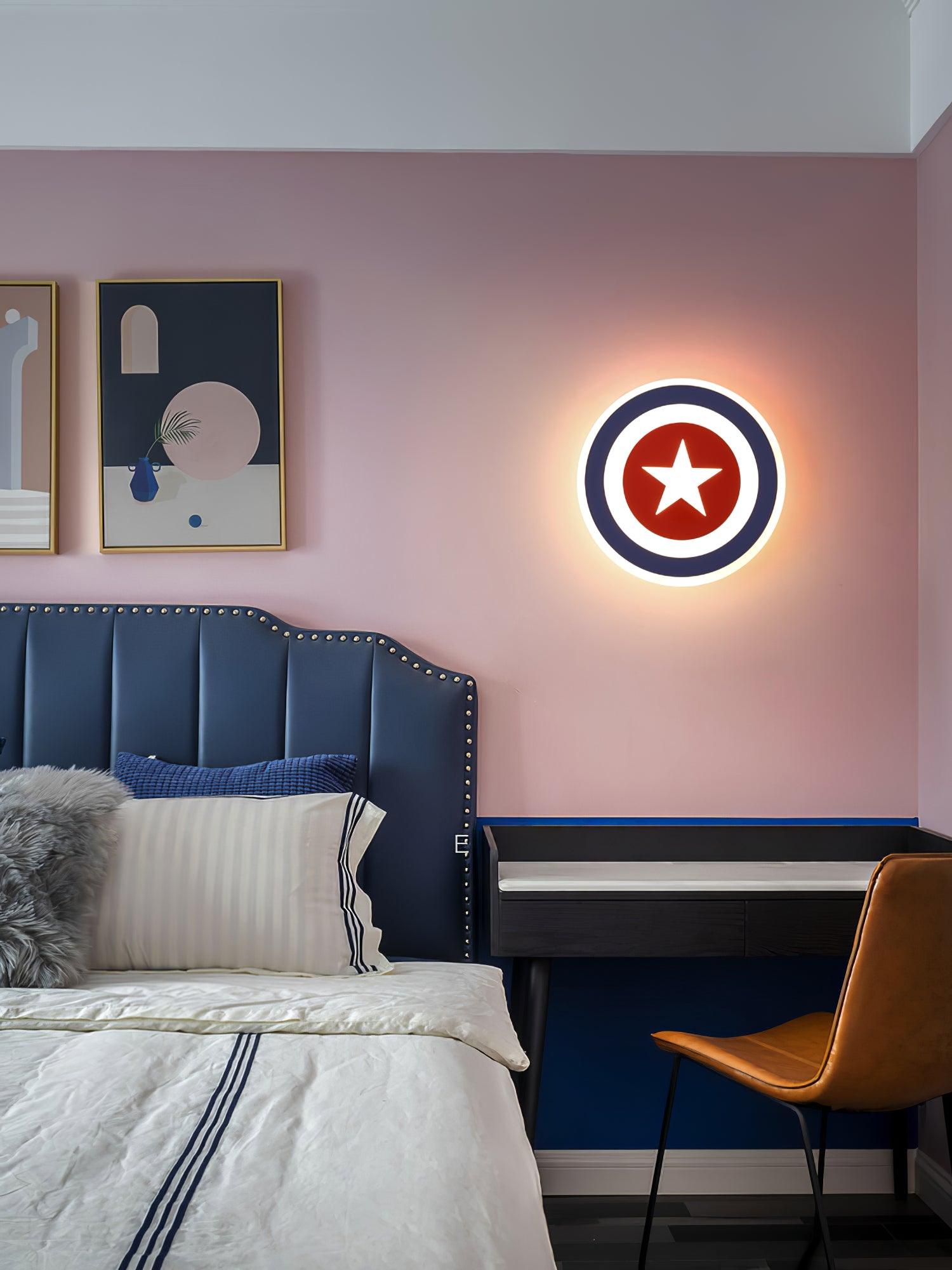 WOW Captain Wall Lamp