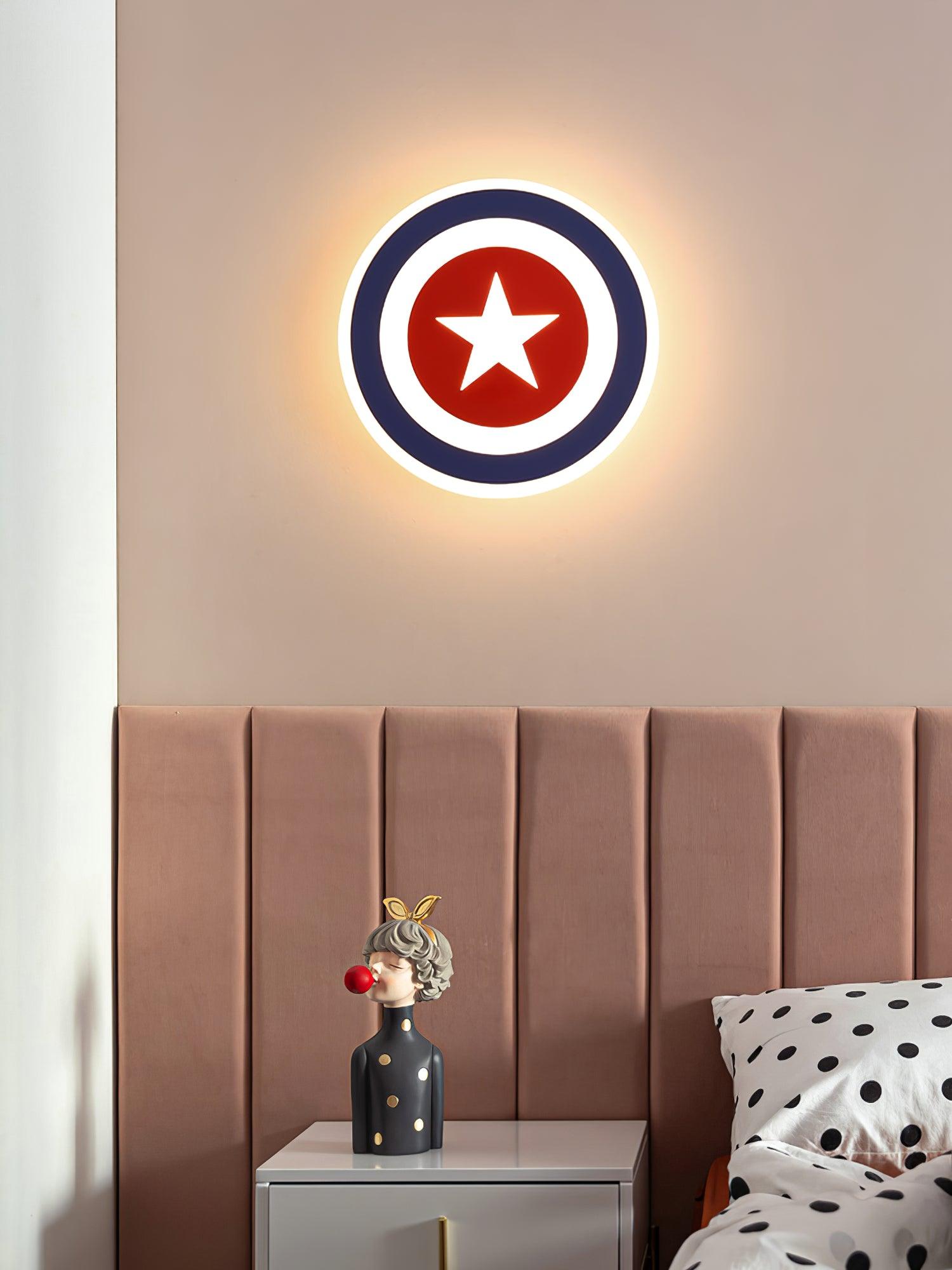 WOW Captain Wall Lamp