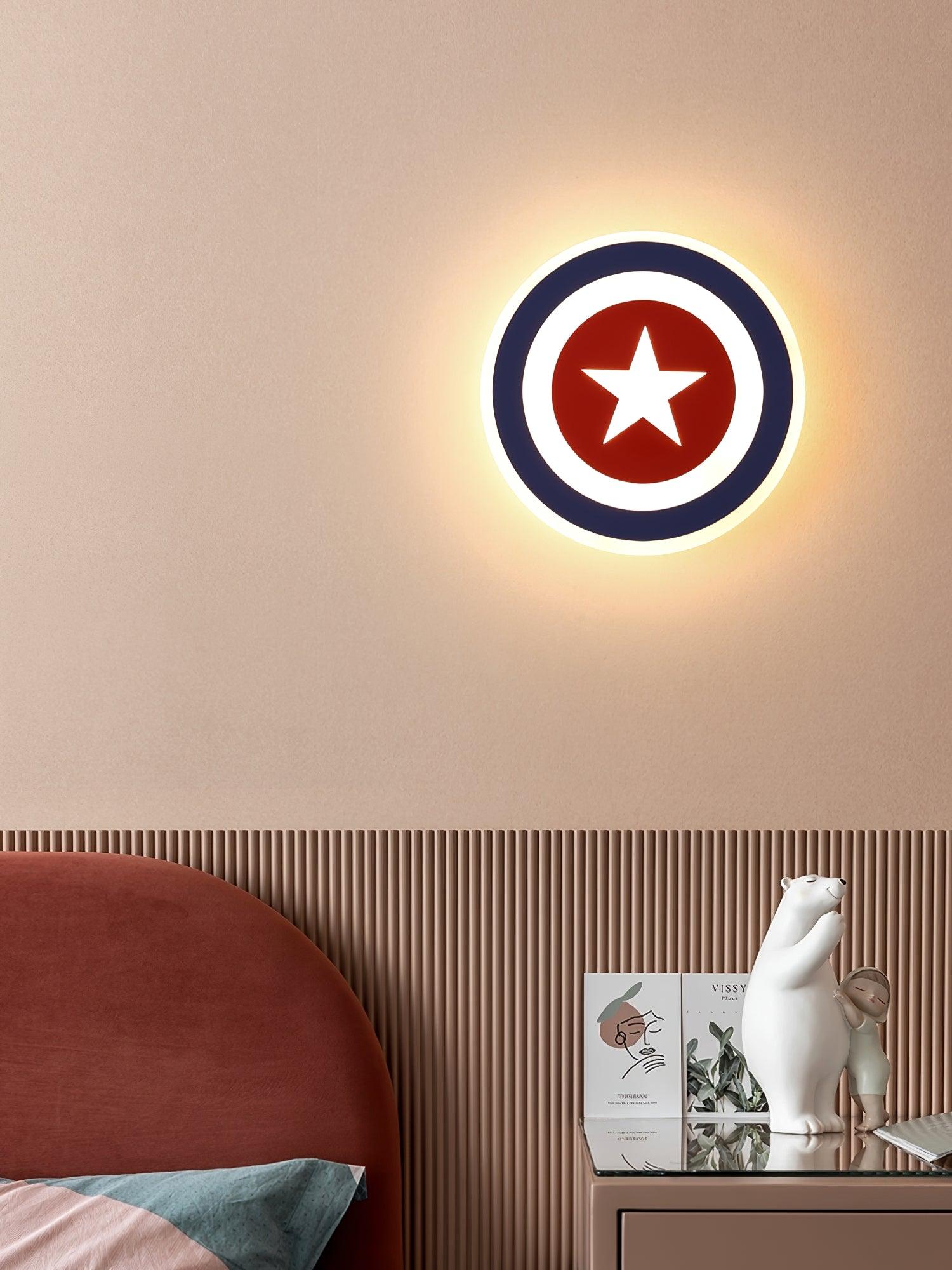 WOW Captain Wall Lamp