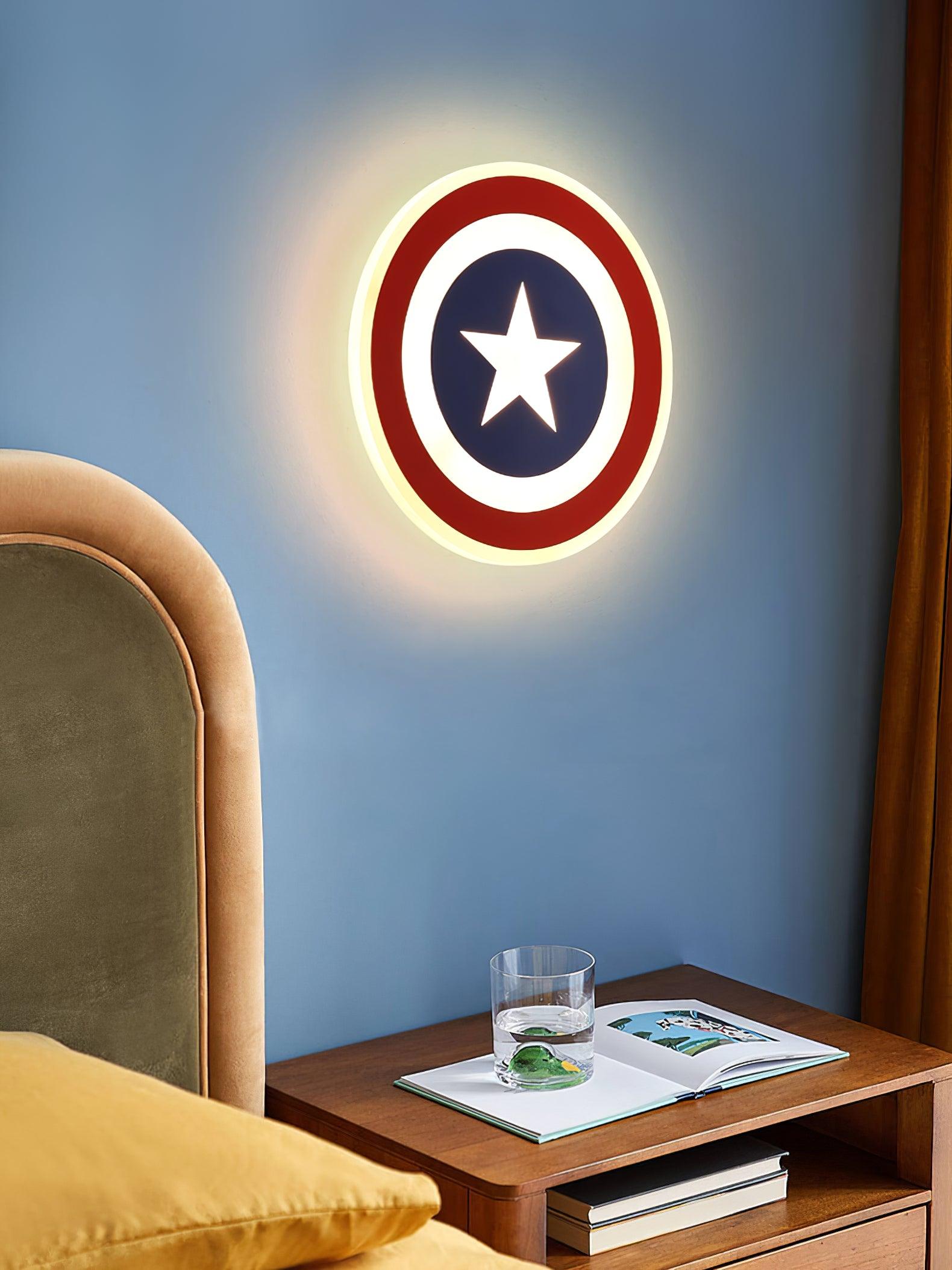 WOW Captain Wall Lamp