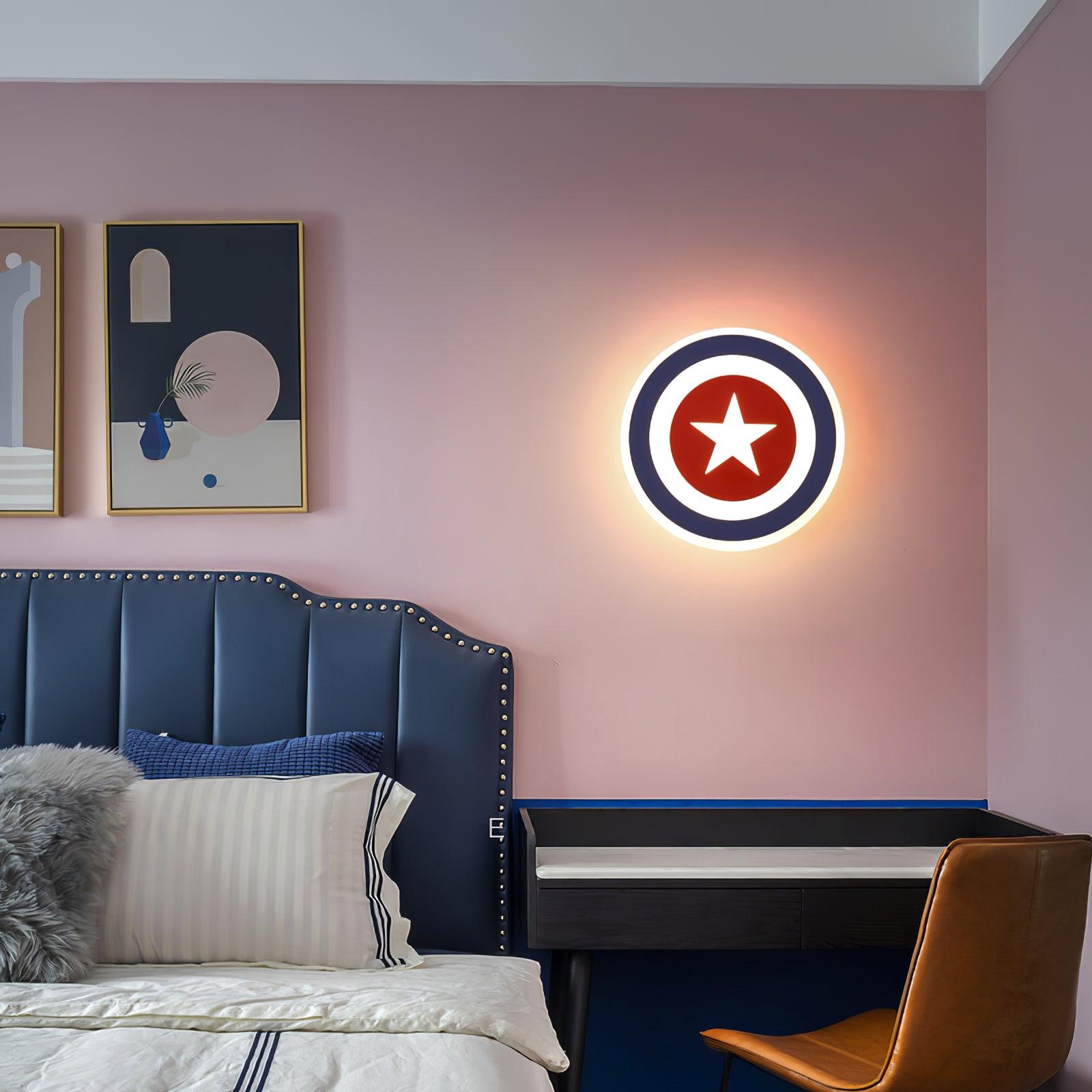 WOW Captain Wall Lamp