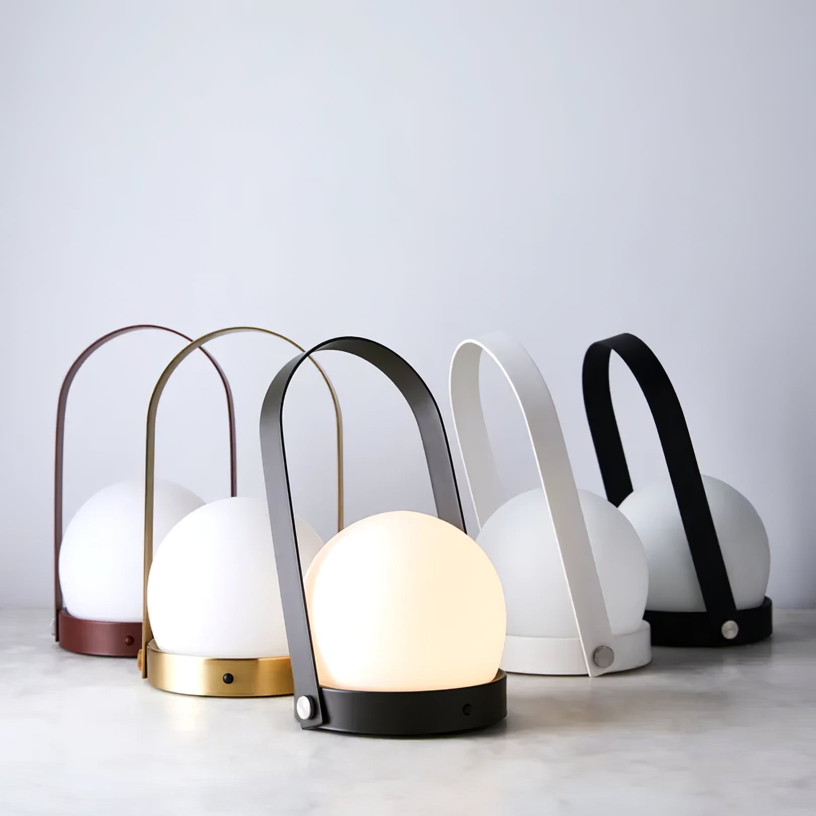 WOW Carrie Built-in Battery Table Lamp