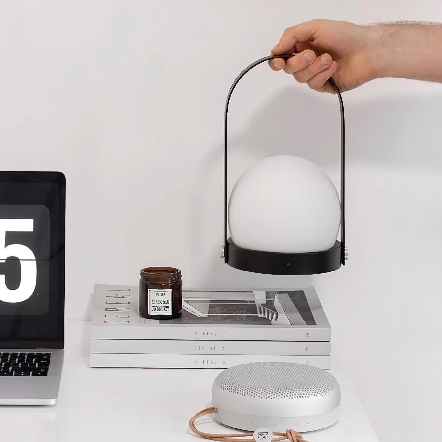 WOW Carrie Built-in Battery Table Lamp