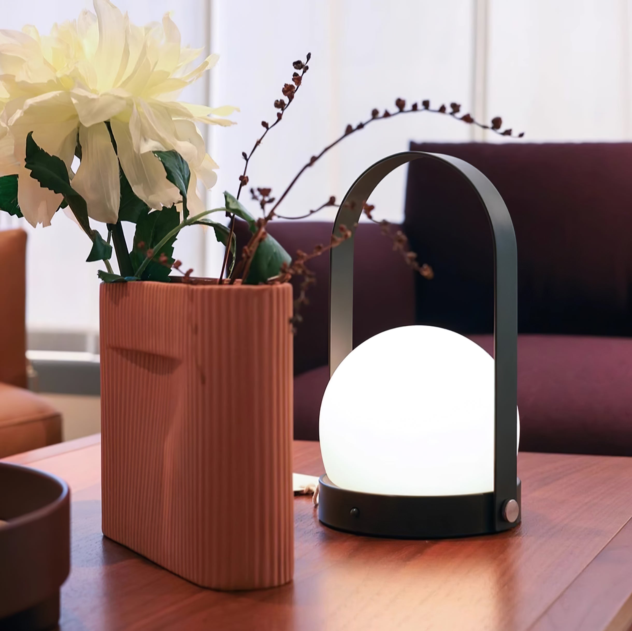 WOW Carrie Built-in Battery Table Lamp