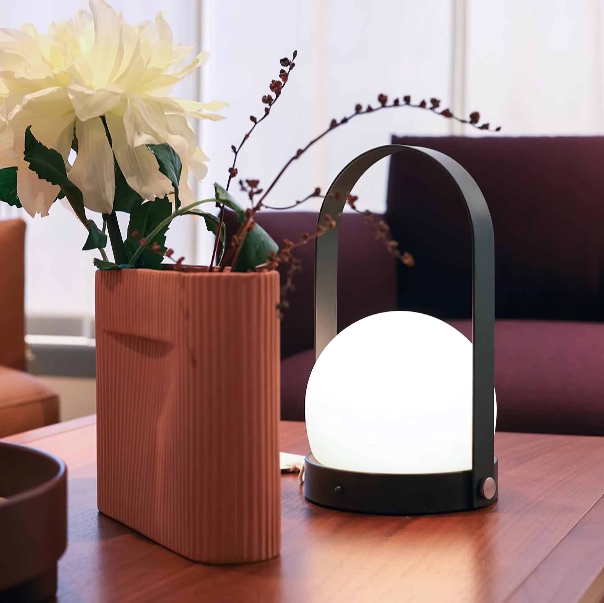 WOW Carrie Built-in Battery Table Lamp