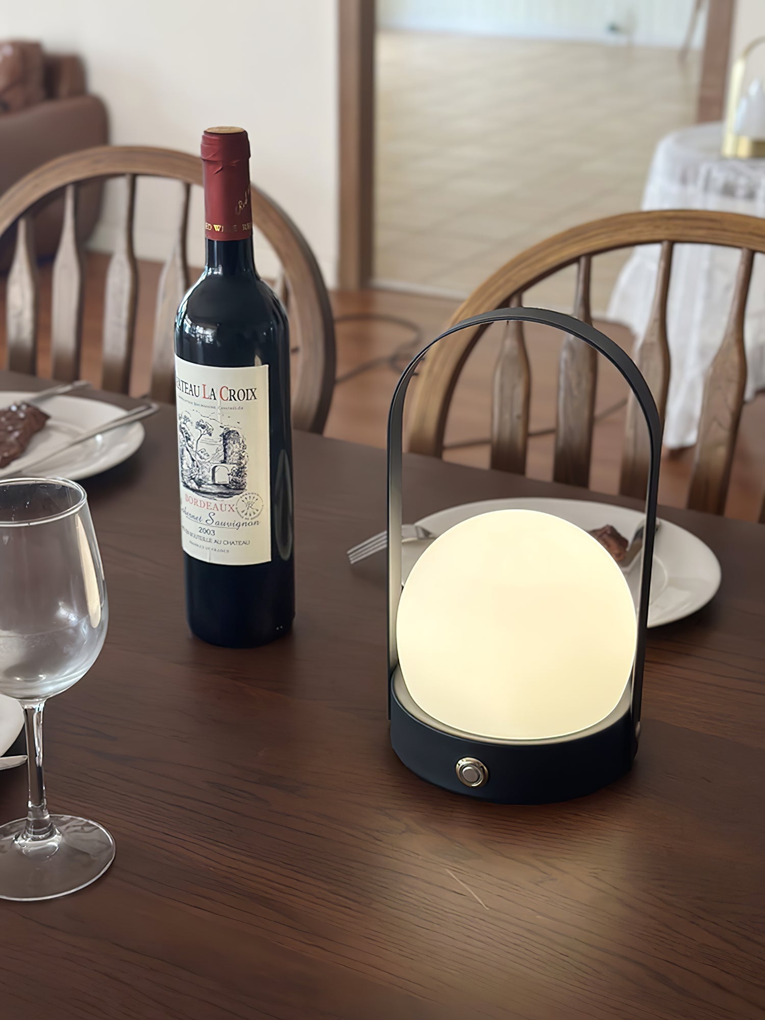 WOW Carrie Built-in Battery Table Lamp