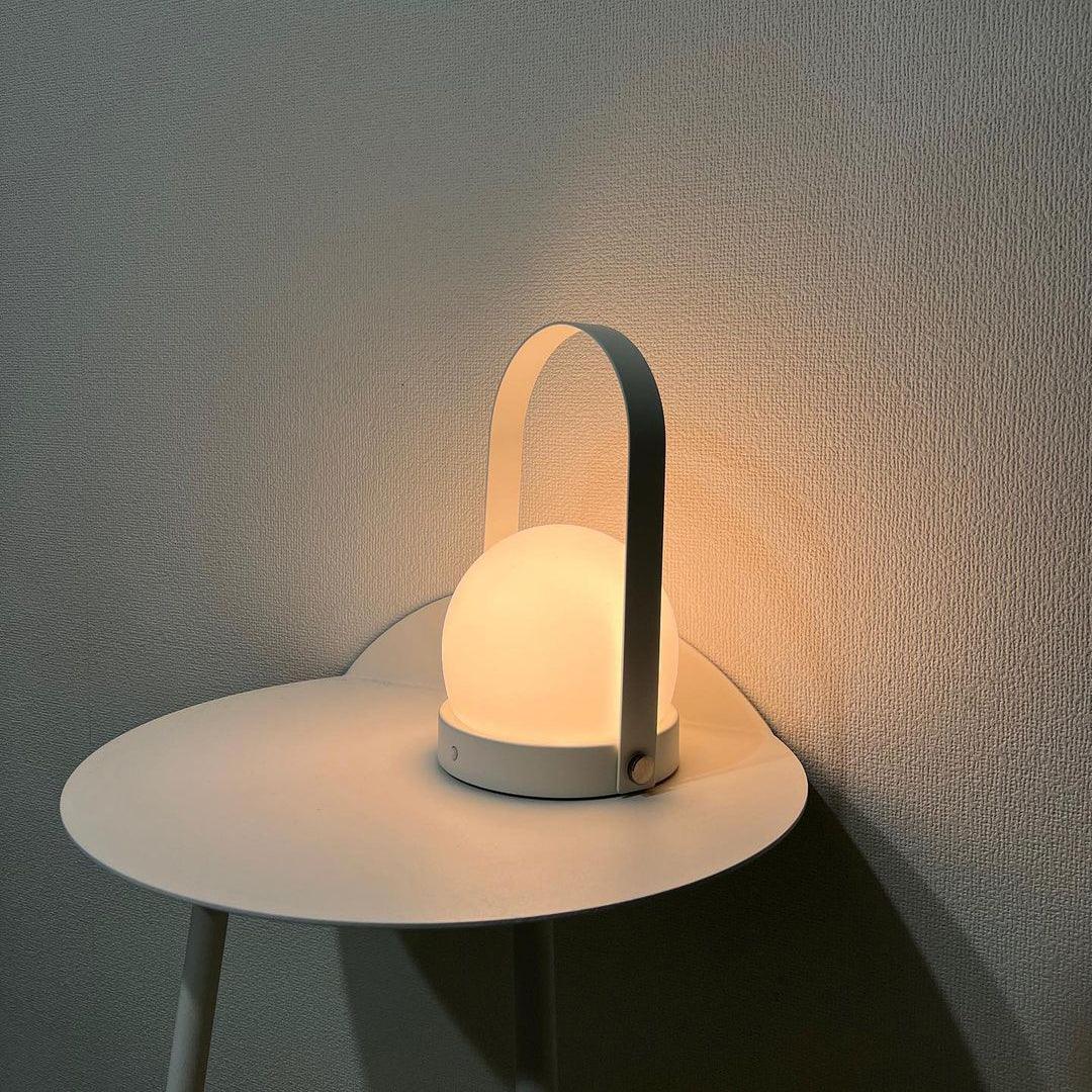 WOW Carrie Built-in Battery Table Lamp