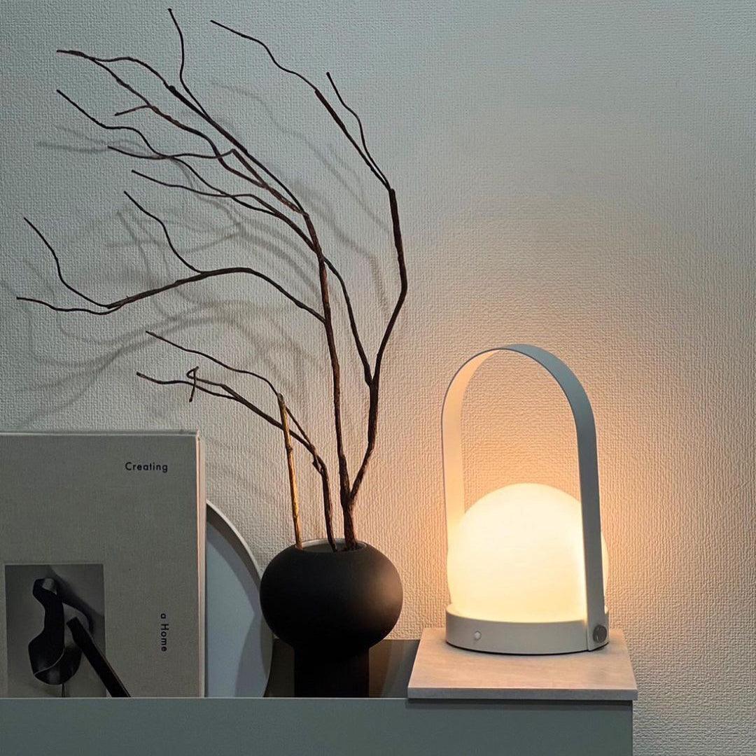 WOW Carrie Built-in Battery Table Lamp