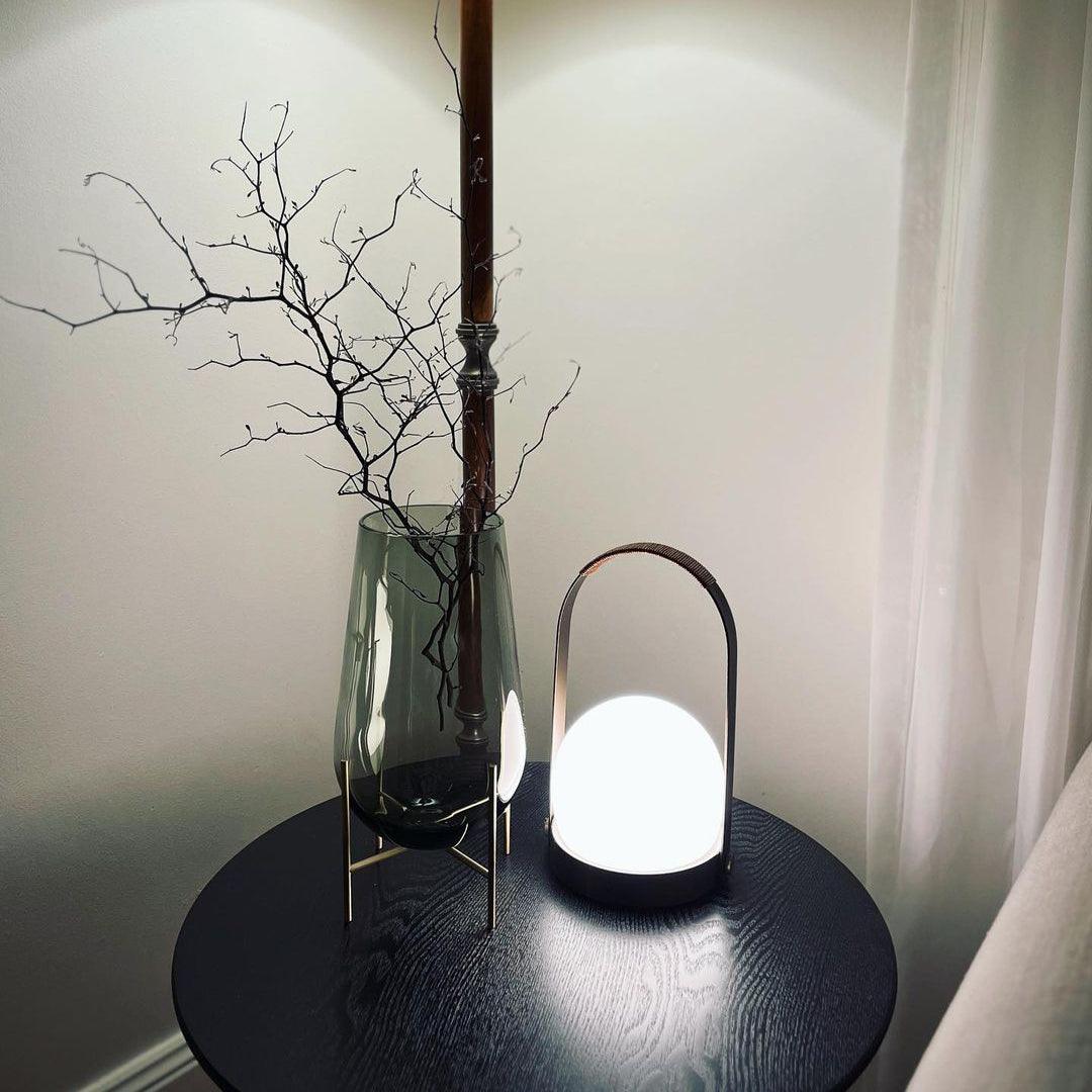 WOW Carrie Built-in Battery Table Lamp