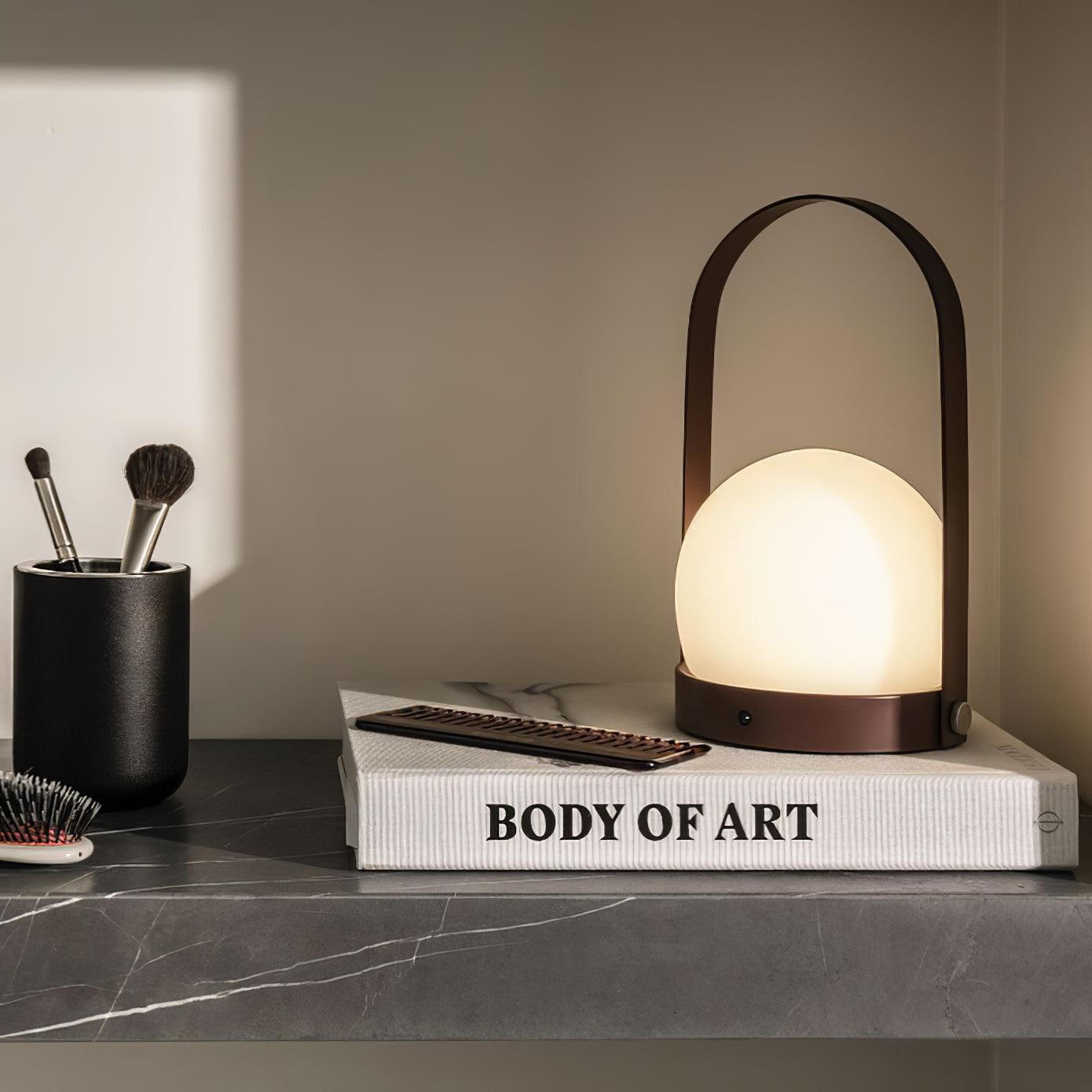 WOW Carrie Built-in Battery Table Lamp