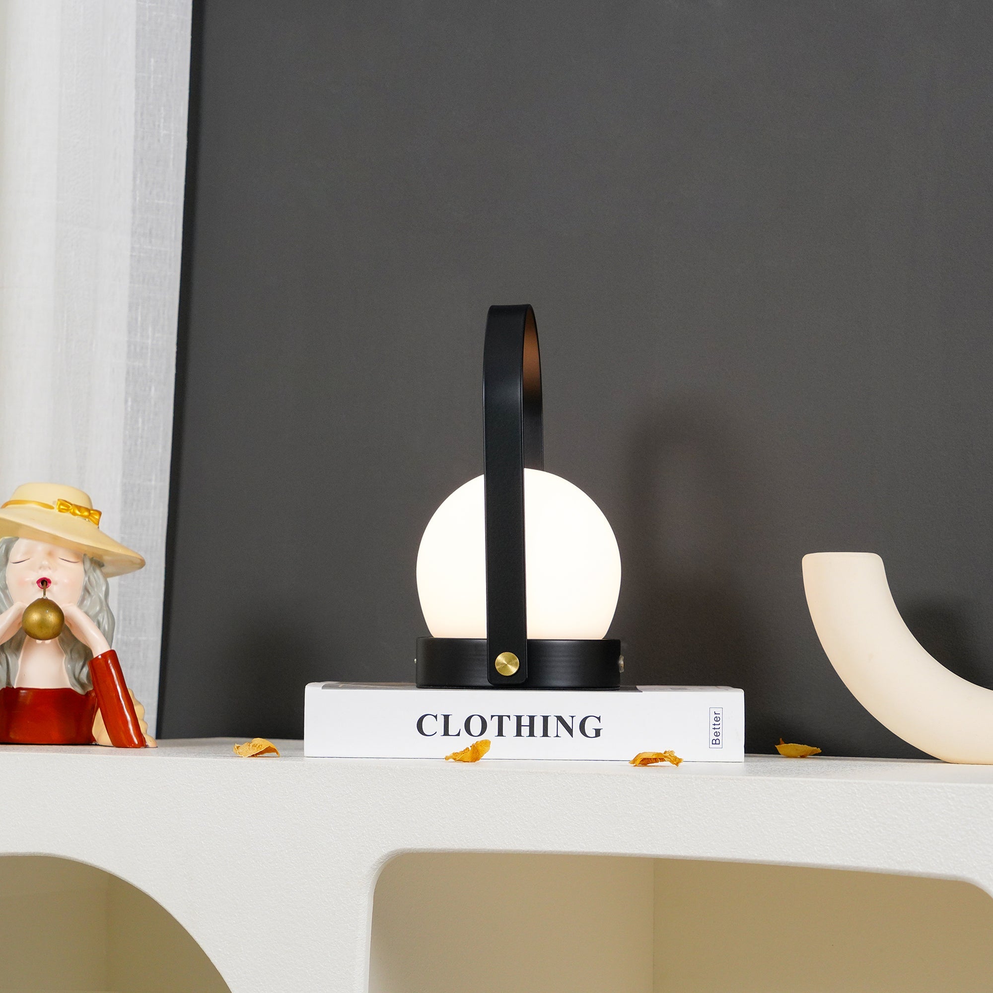 WOW Carrie Built-in Battery Table Lamp