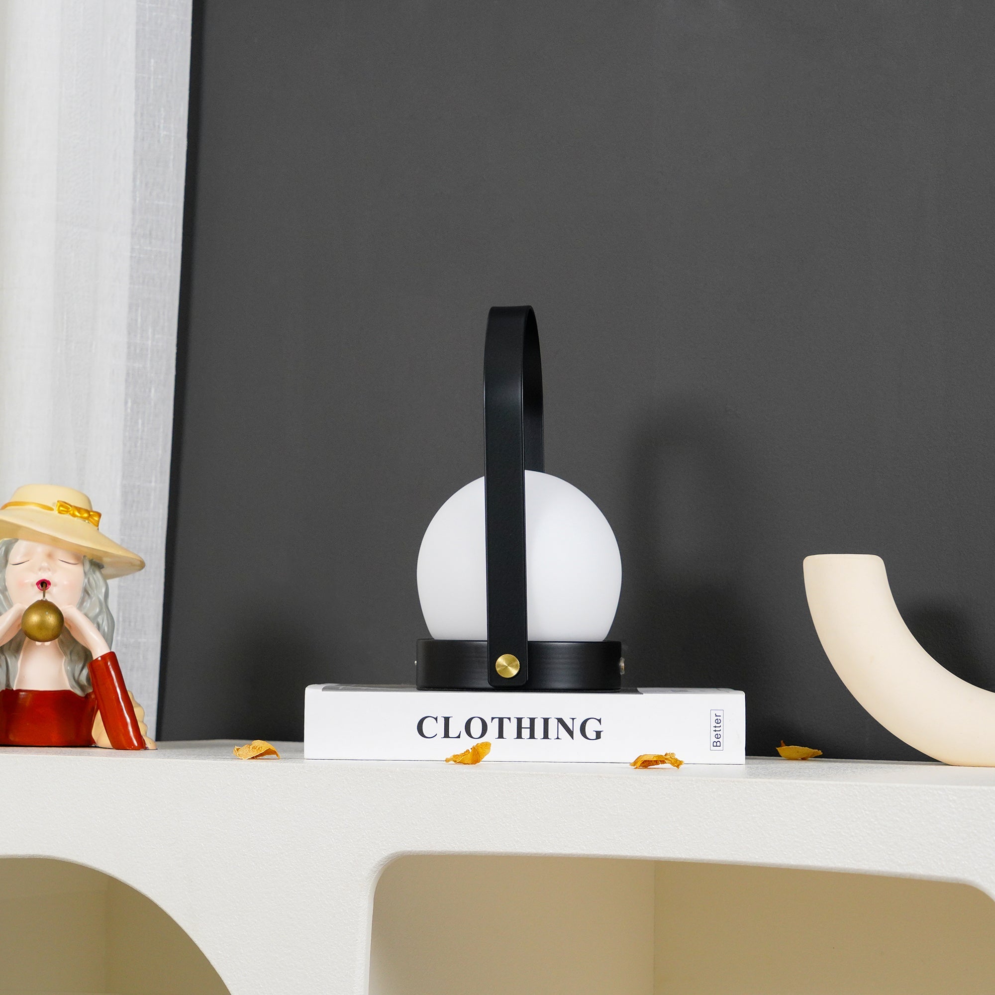 WOW Carrie Built-in Battery Table Lamp