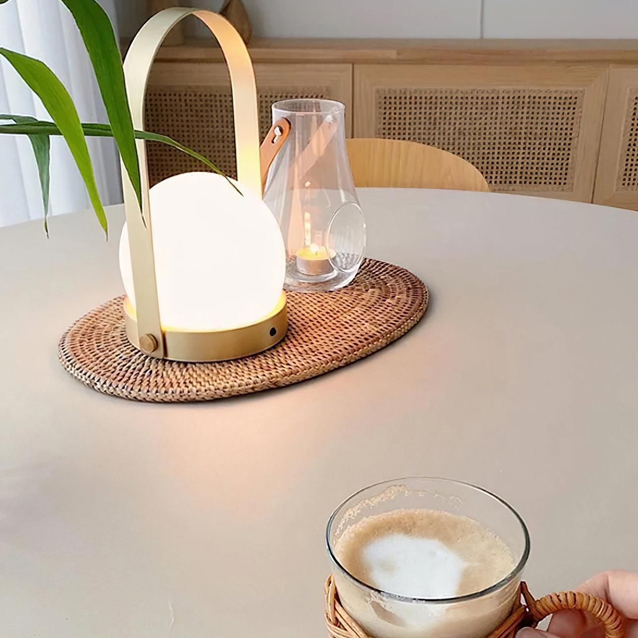 WOW Carrie Built-in Battery Table Lamp