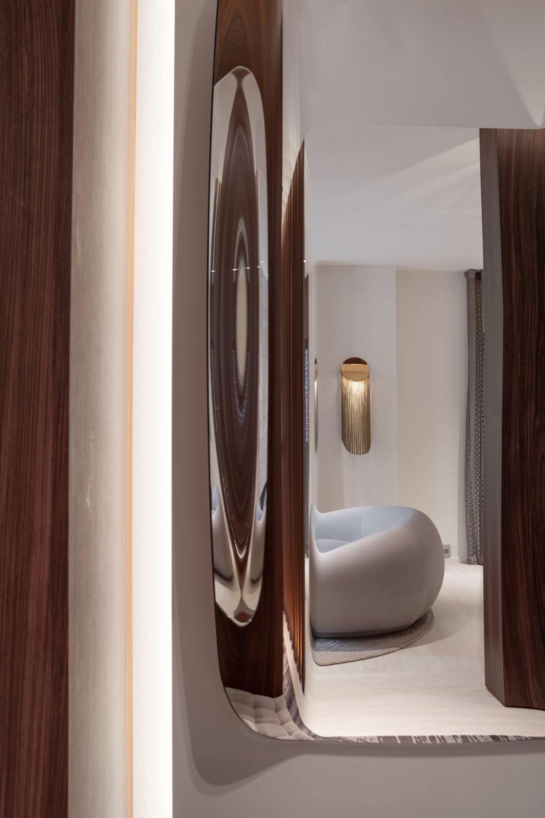 WOW Ce Wall Sconce