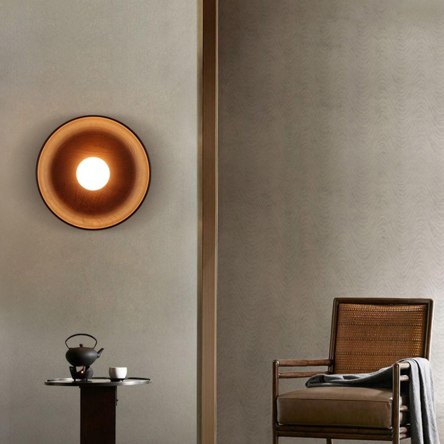 WOW Centric Wall Lamp