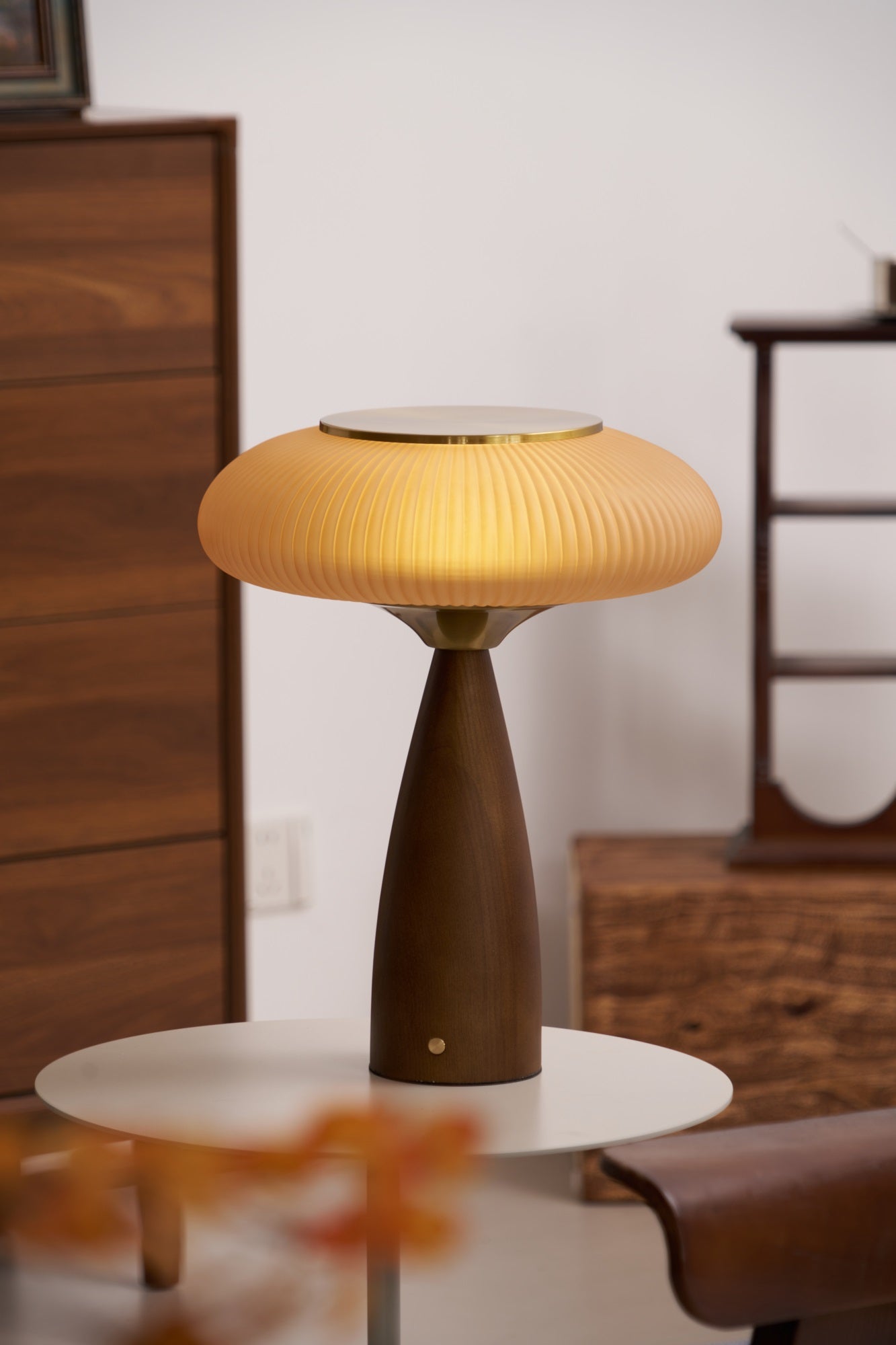 WOW Cielo Wooden Rechargeable Table Lamp