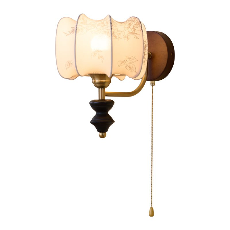 WOW Clarendon Wall Lamp