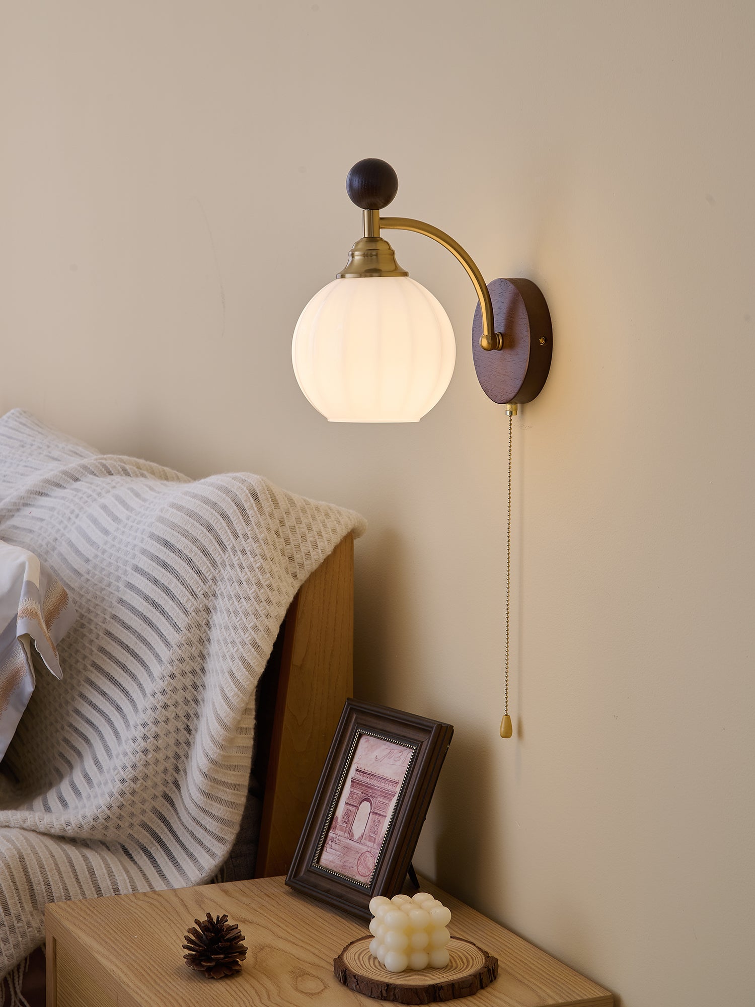 WOW Clarendon Wall Lamp