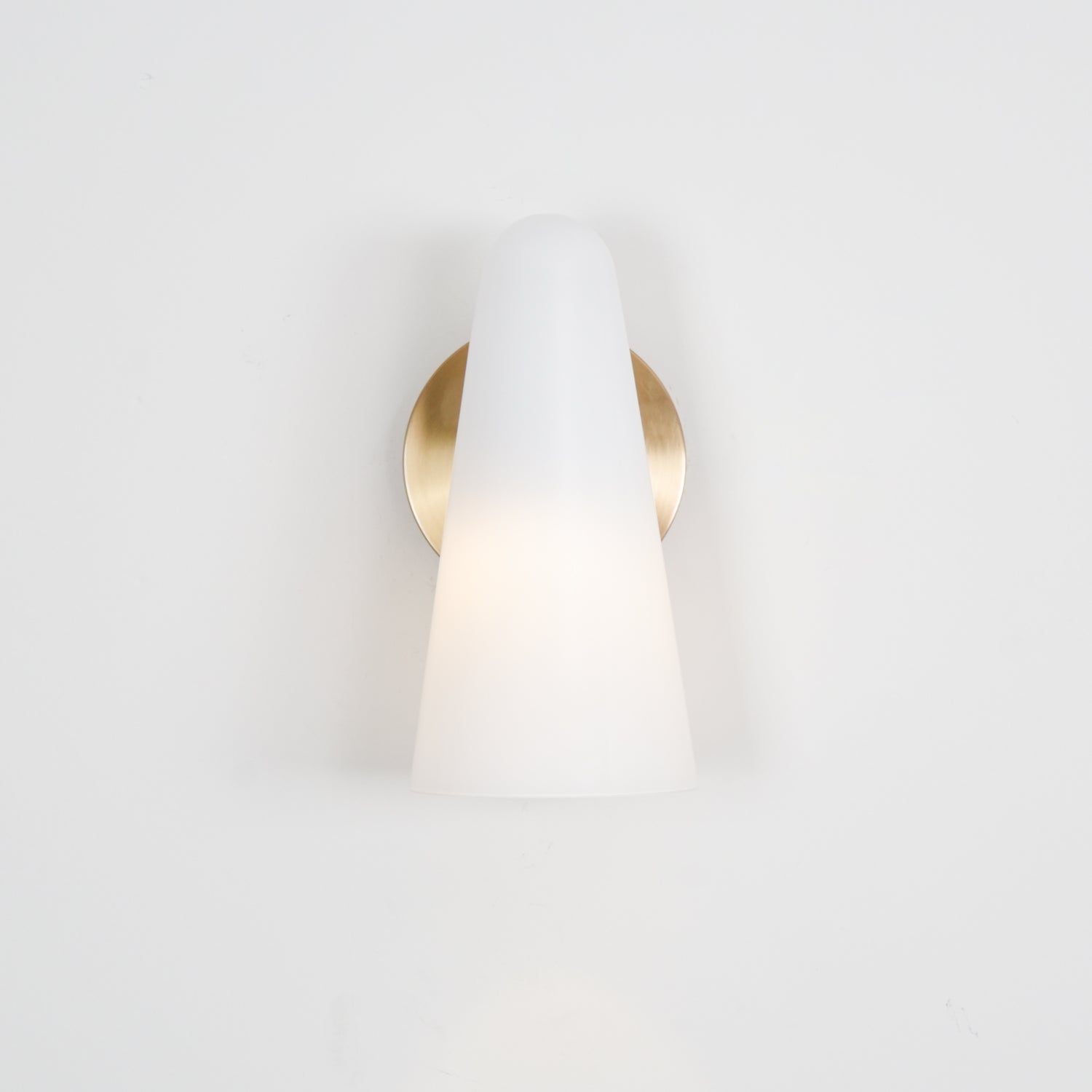 WOW Conical Glass Plug-in Wall Lamp