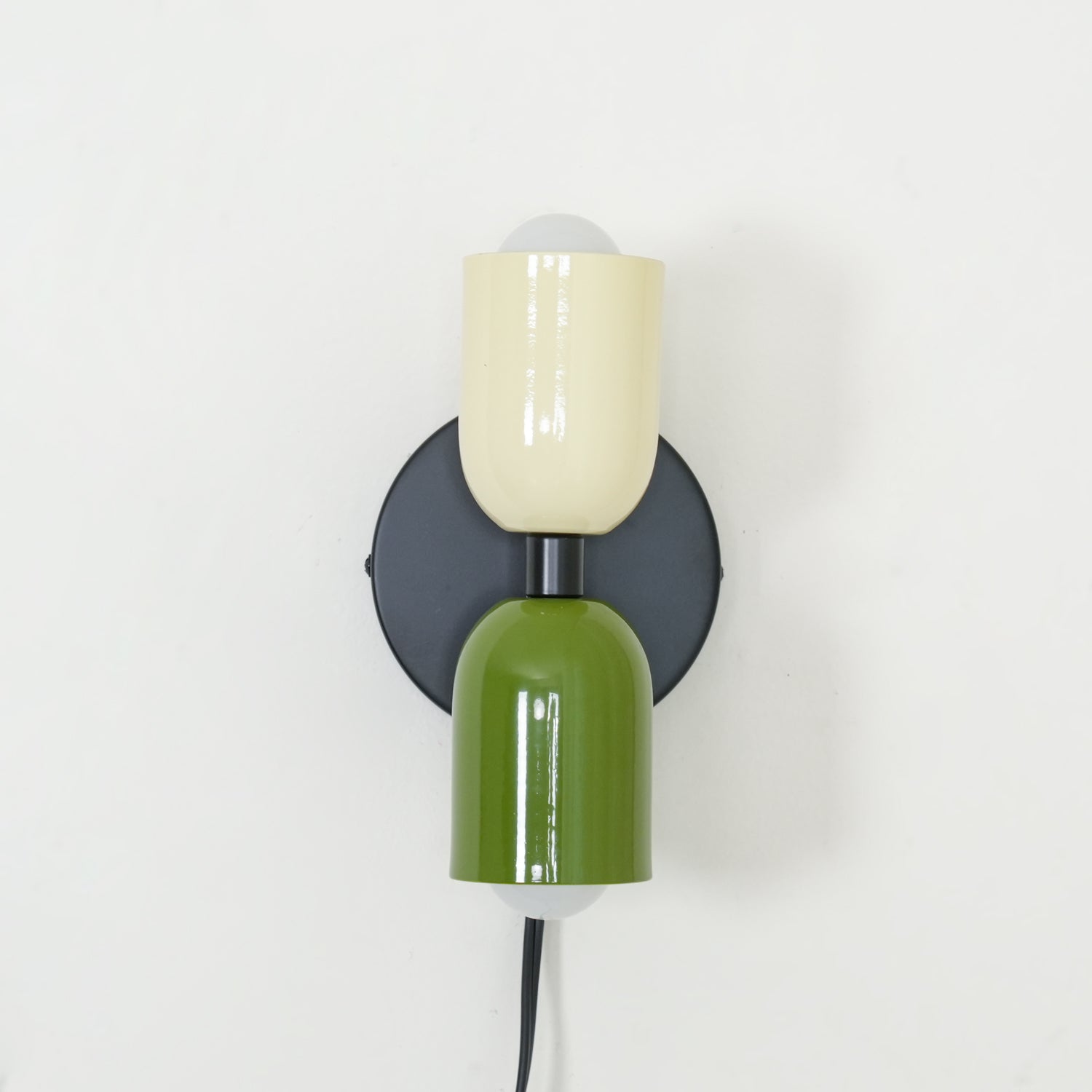 WOW Couleur Double Plug In Wall Lamp