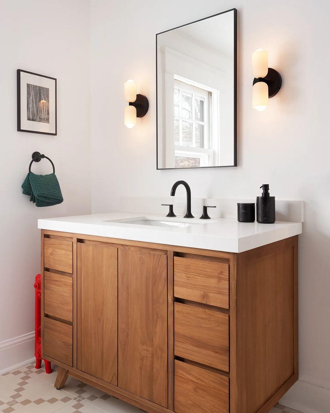 WOW Couleur Double Plug In Wall Lamp