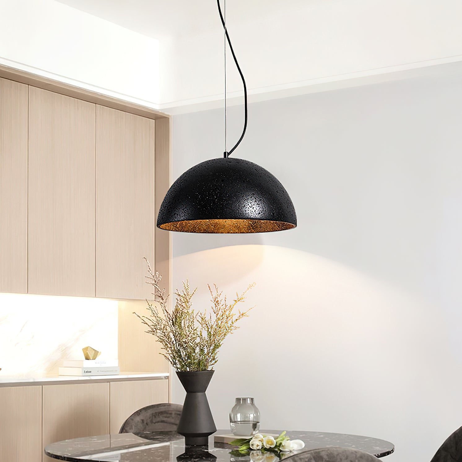 WOW Crescent Glow Pendant Lamp