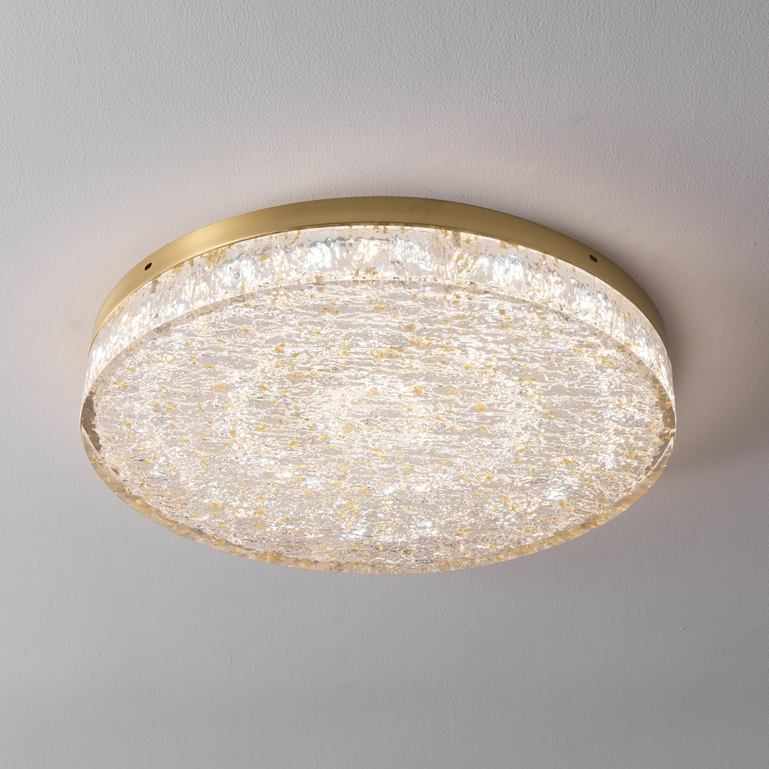 WOW Crystal Core Ceiling Lamp