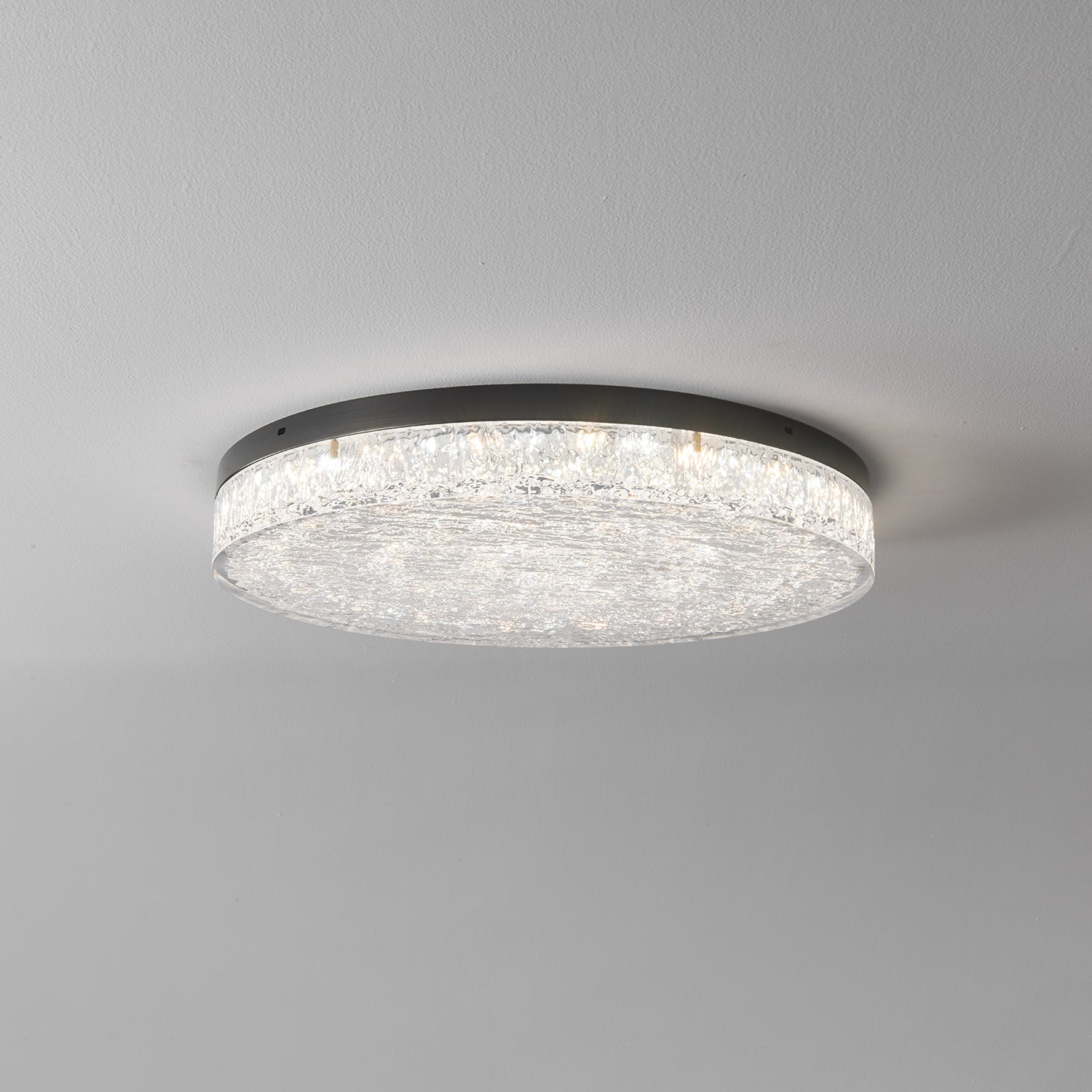 WOW Crystal Core Ceiling Lamp