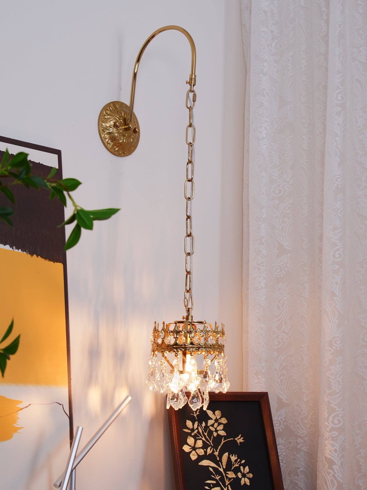 WOW Crystal Crown Sconce