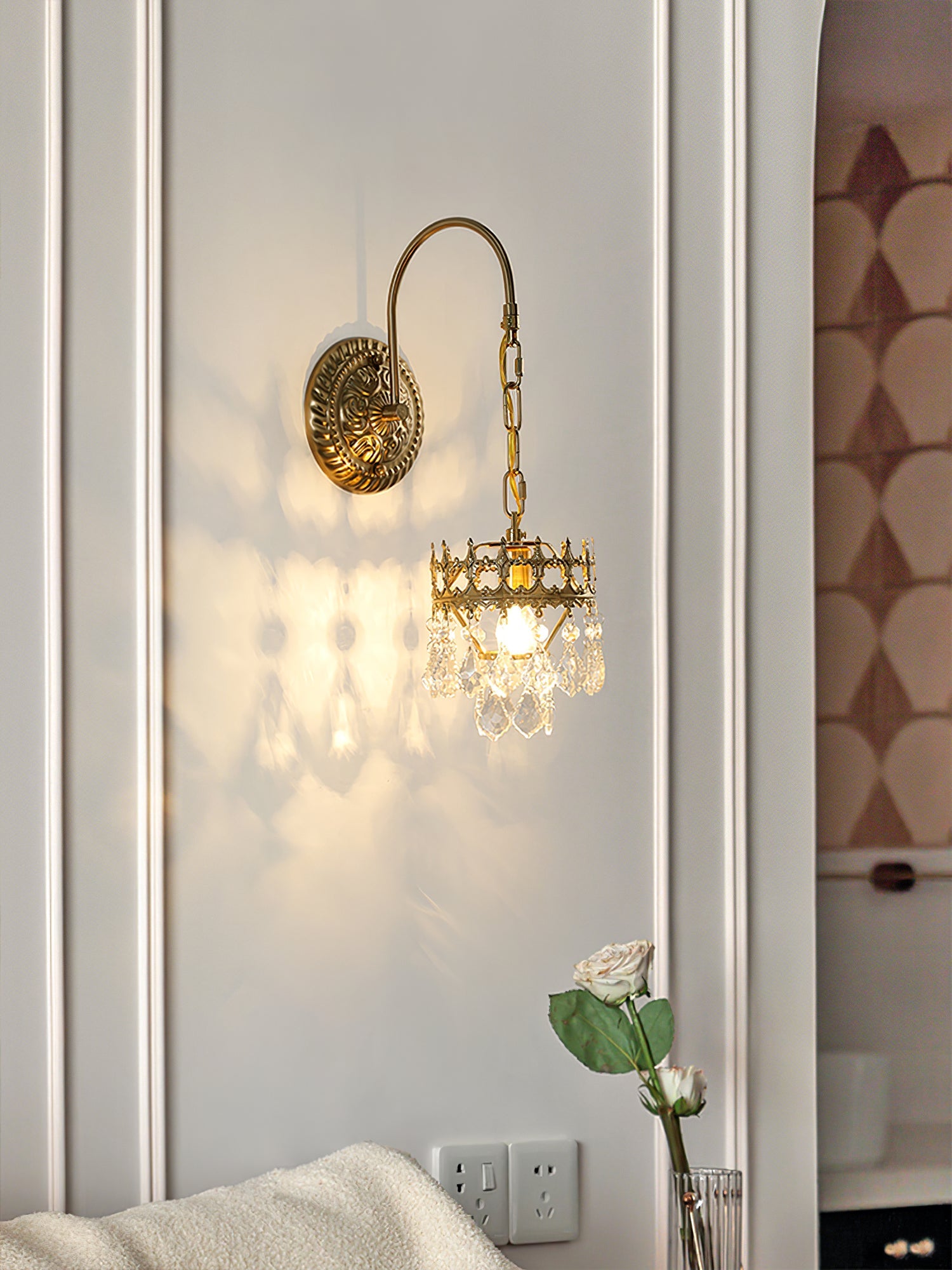 WOW Crystal Crown Sconce