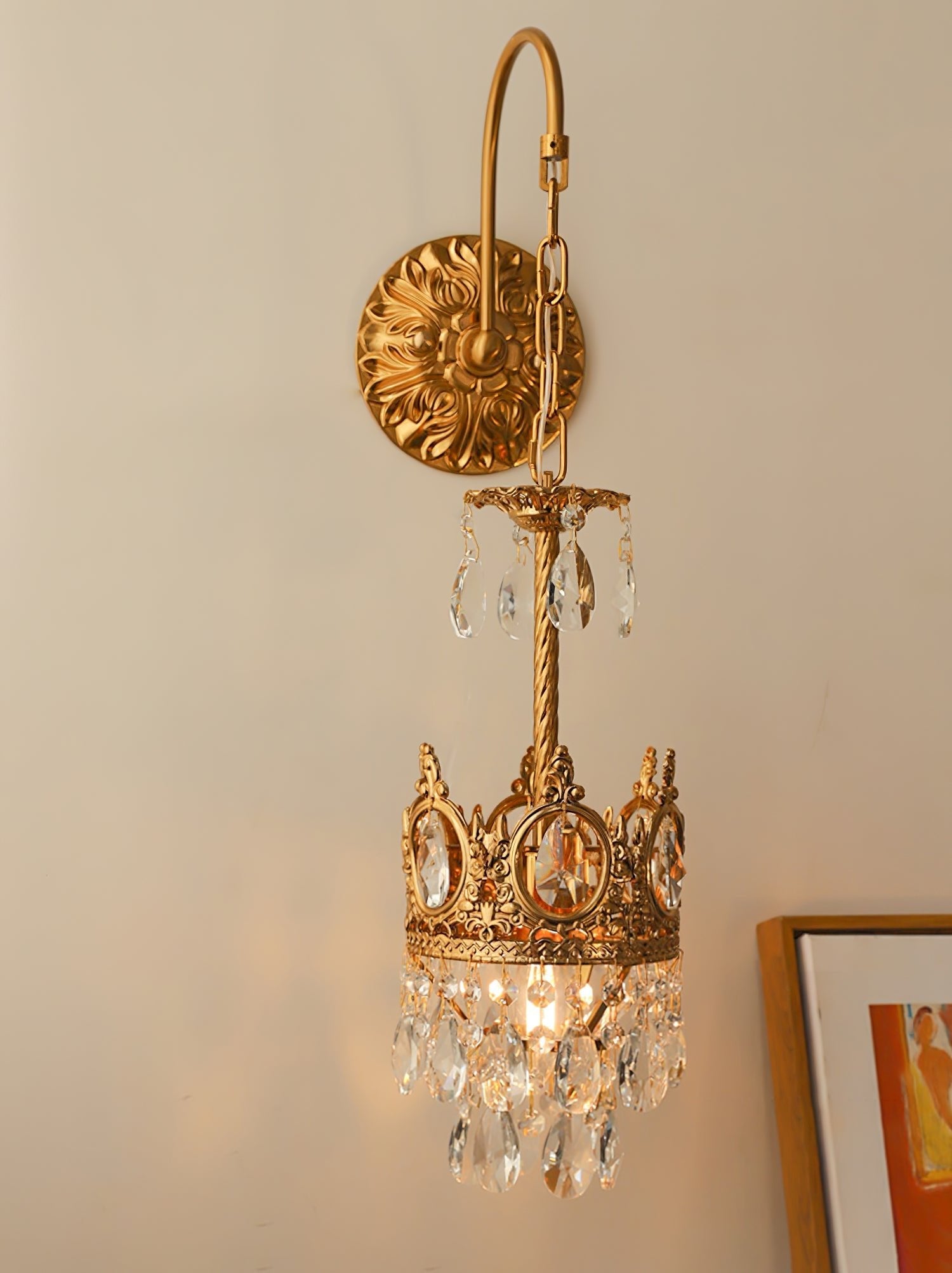 WOW Crystal Crown Wall Light