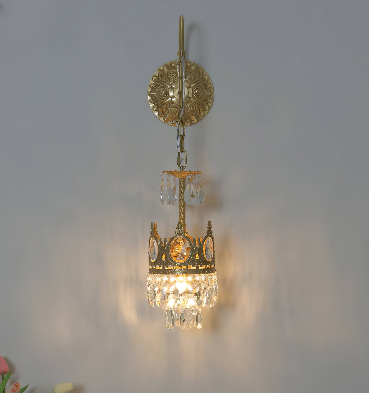 WOW Crystal Crown Wall Light