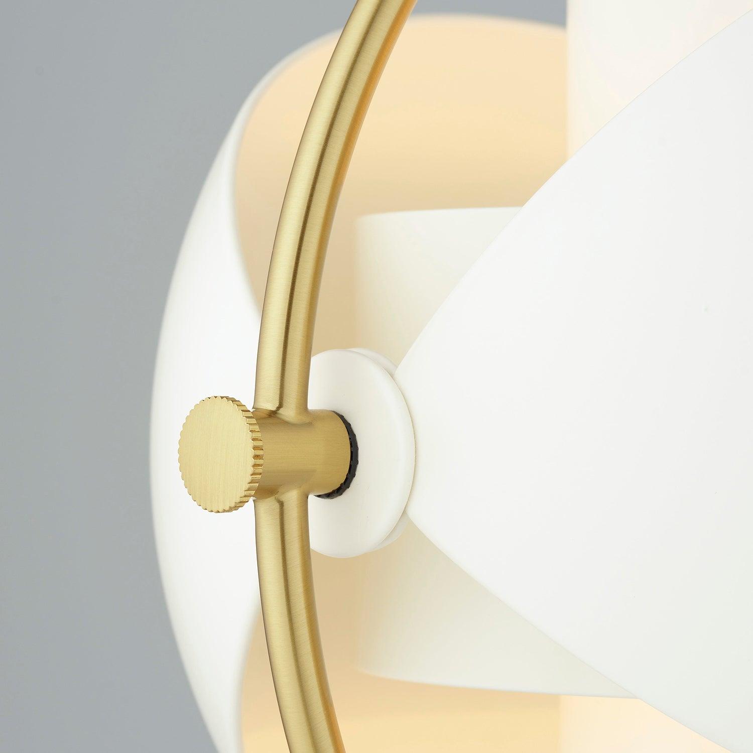 WOW Deformed Ball Floor Lamp
