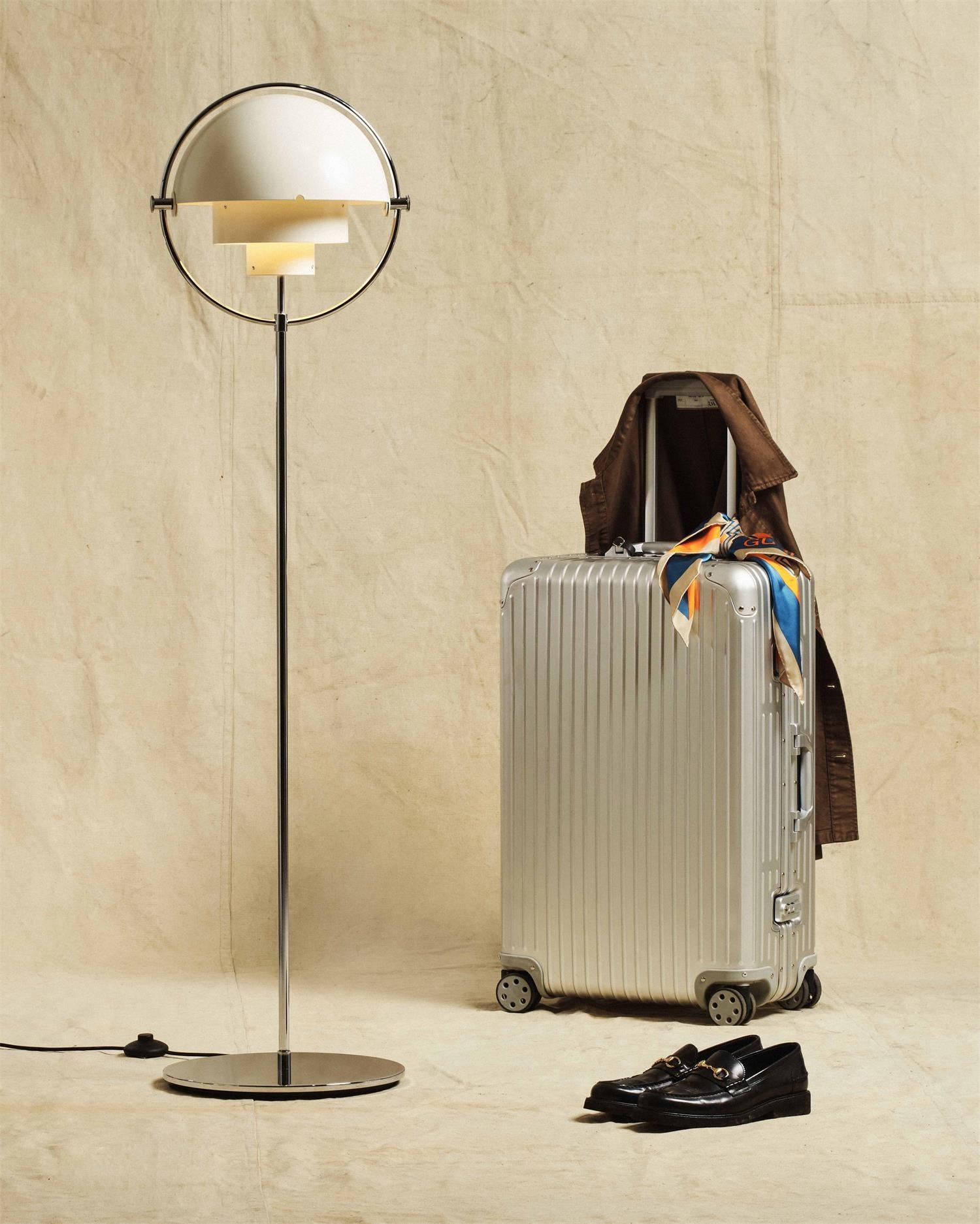 WOW Deformed Ball Floor Lamp