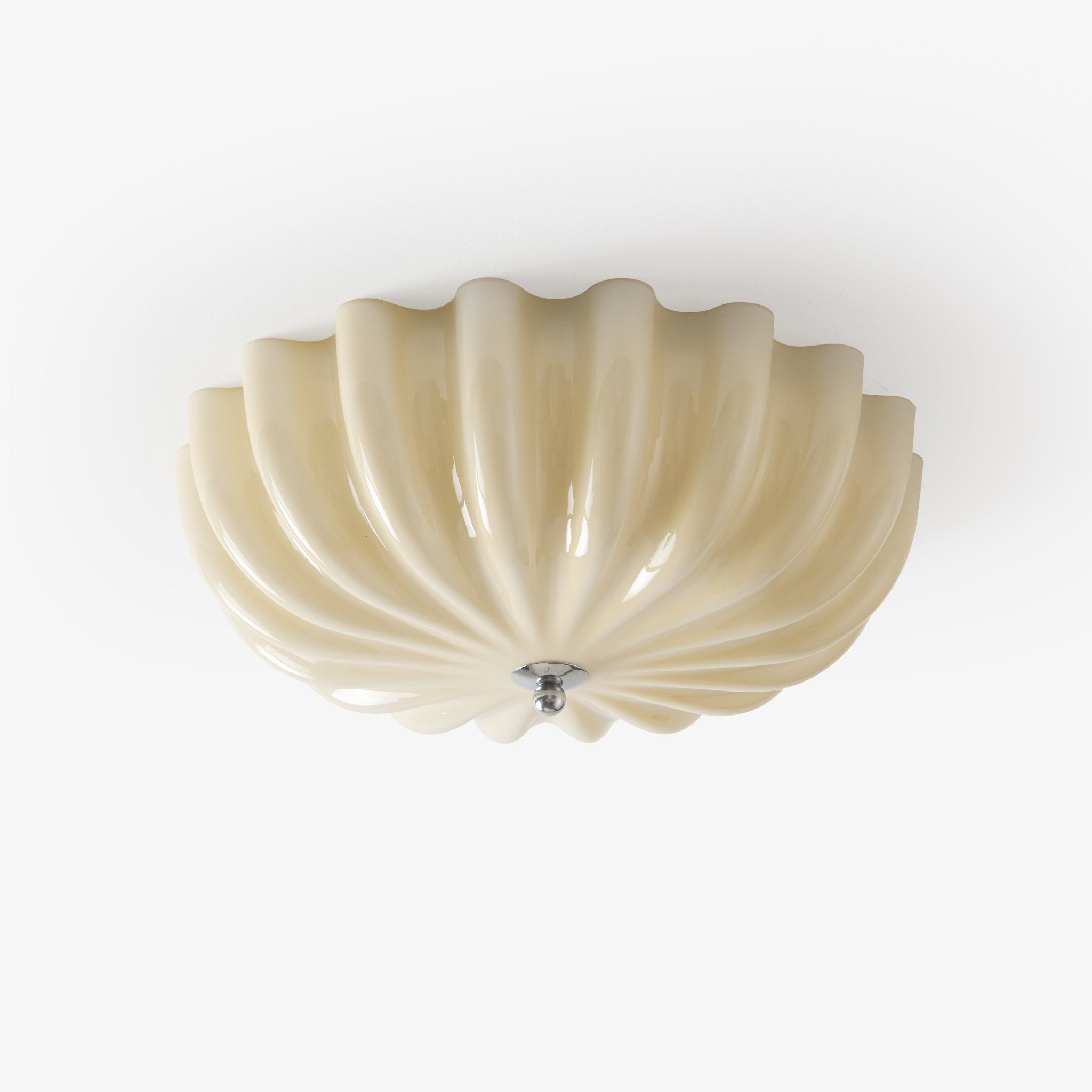 WOW Dewdrop Shell Ceiling Light
