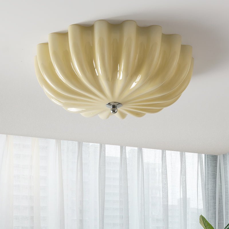 WOW Dewdrop Shell Ceiling Light