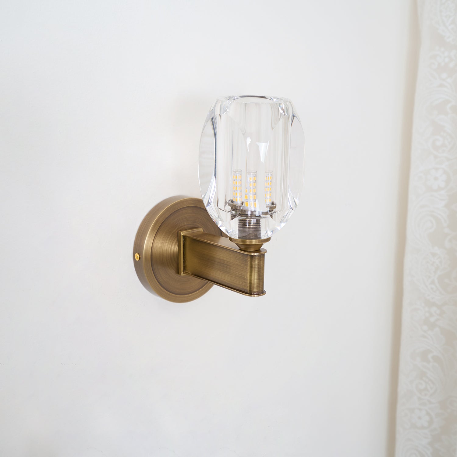 WOW Diamond Crystal Sconce