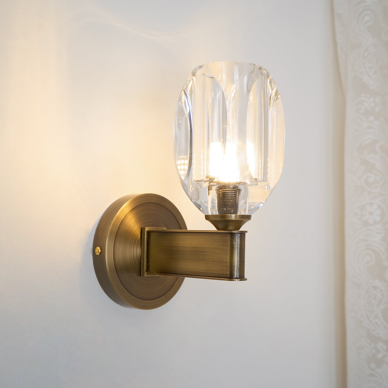 WOW Diamond Crystal Sconce